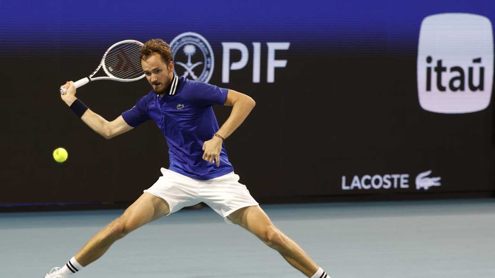 Daniil Medvedev picks up 350th win, moves into Miami quarterfinals