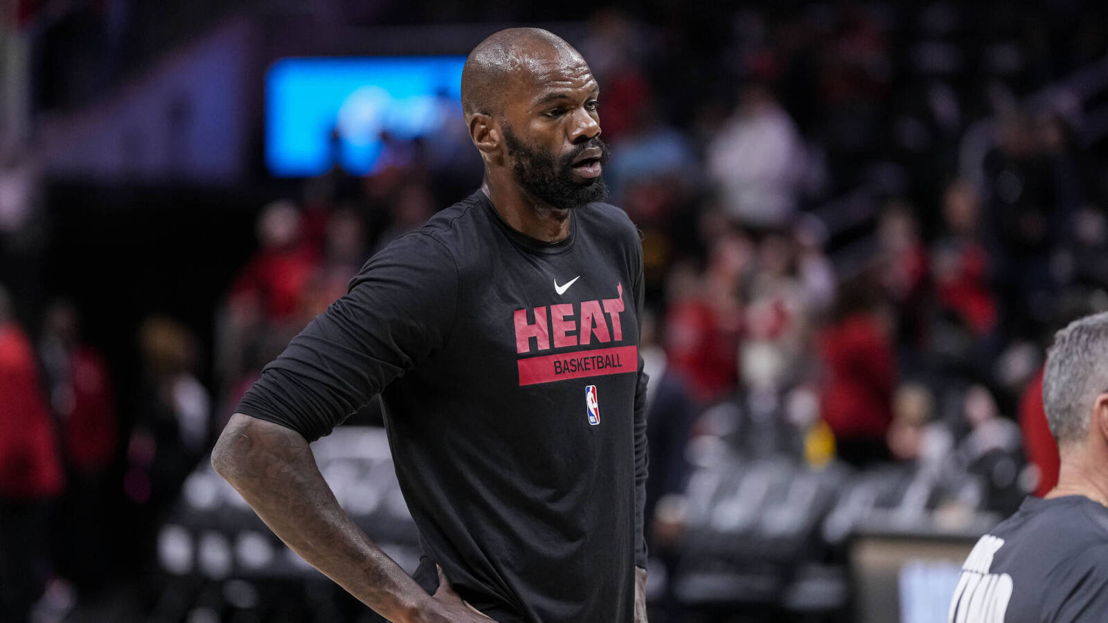 Heat salary dump Dewayne Dedmon to San Antonio