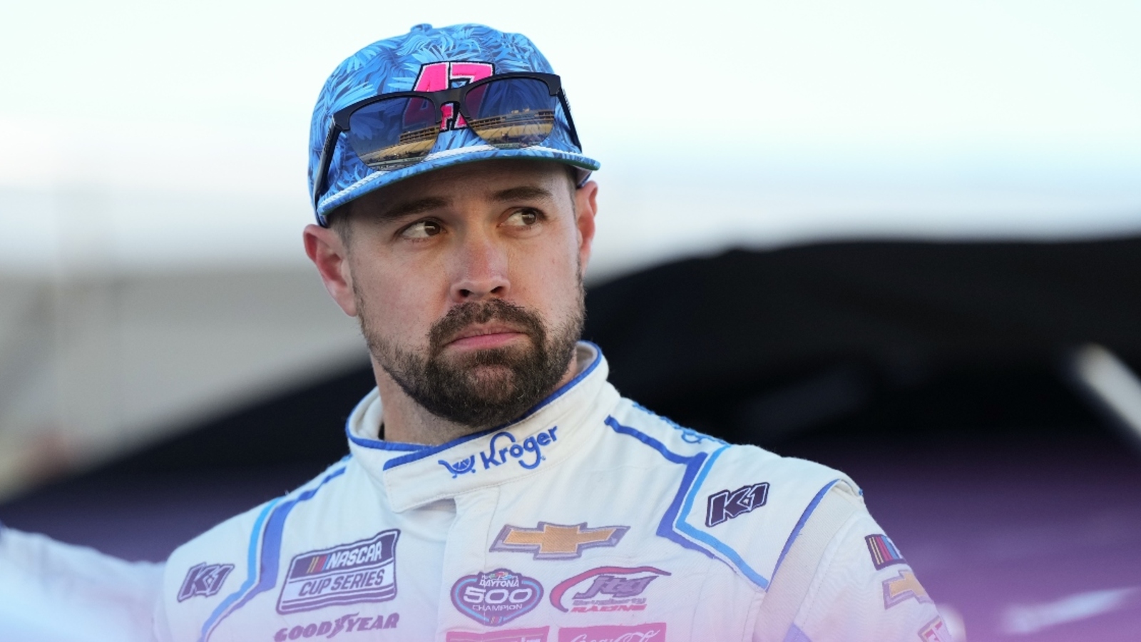 Ricky Stenhouse Jr. on his dad getting involved in Kyle Busch brawl: ‘Dad likes to fight’
