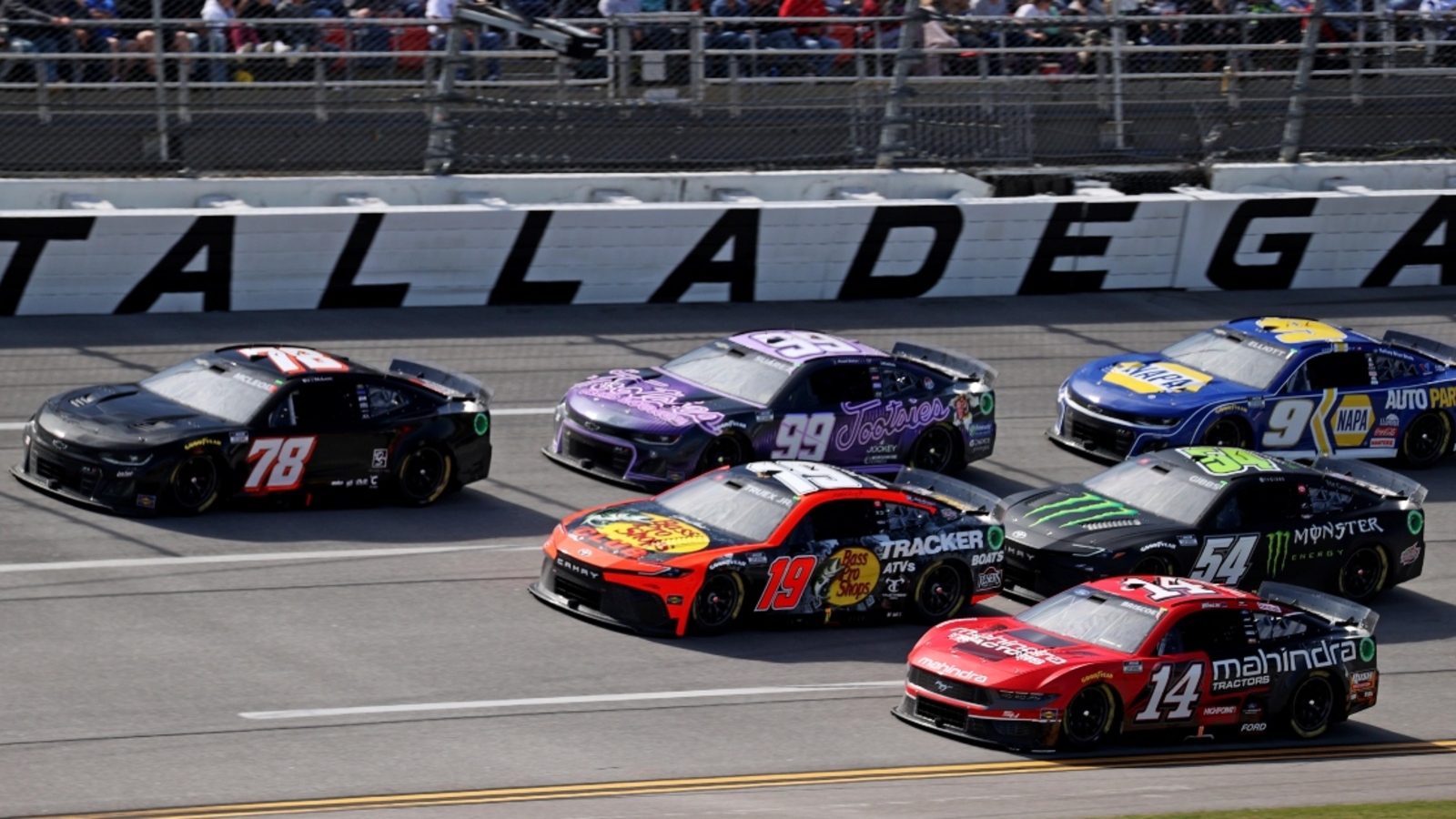 Talladega to honor Bobby Allison with ceremonial parade lap driven by grandson