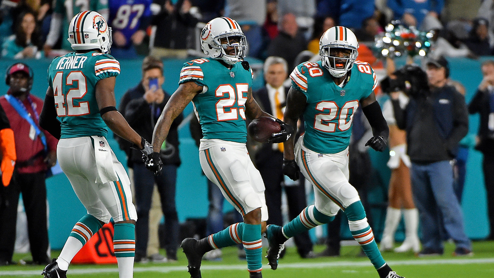 miami dolphins throwback jersey