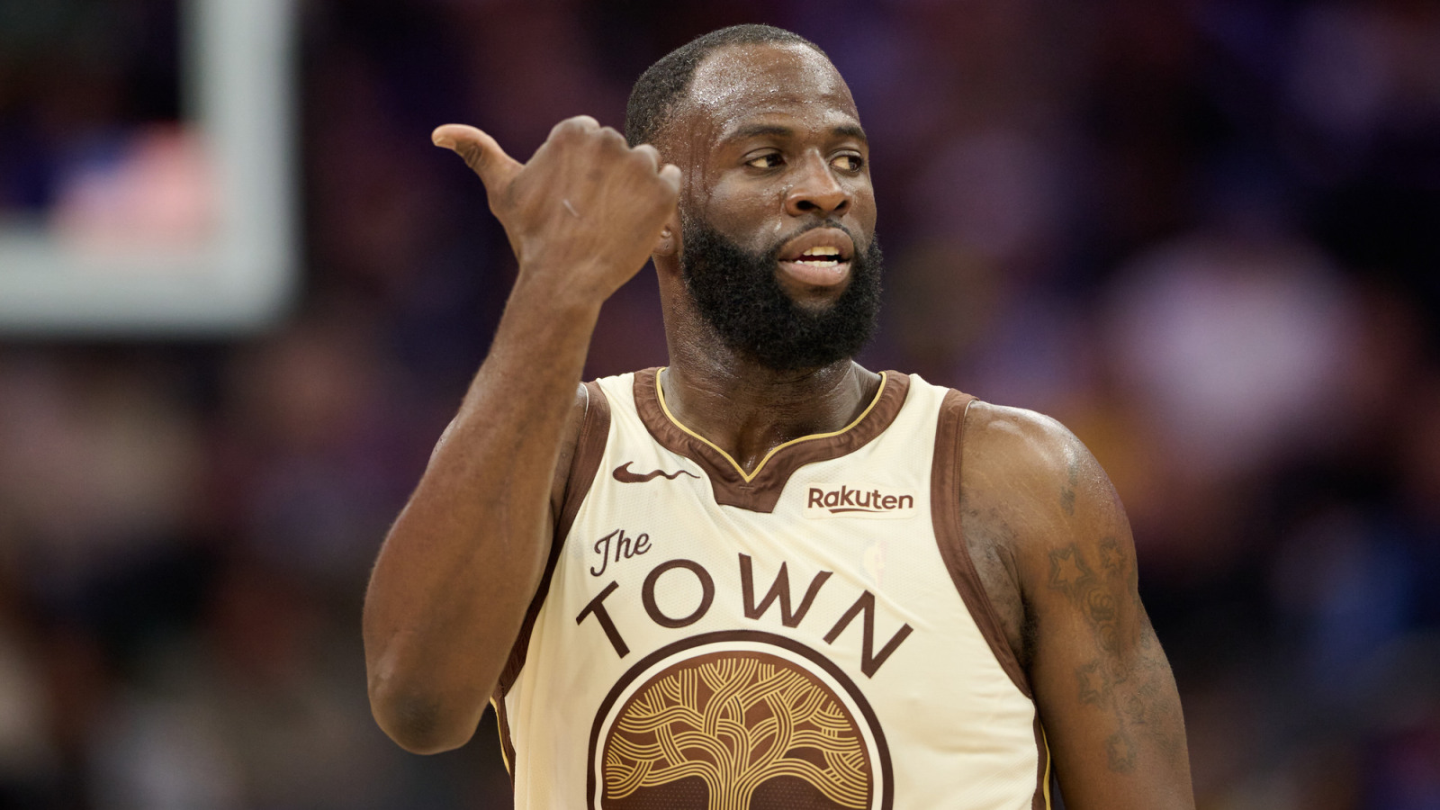 Budoucnost Draymondu Greena u Golden State Warriors stále visí ve vzduchu