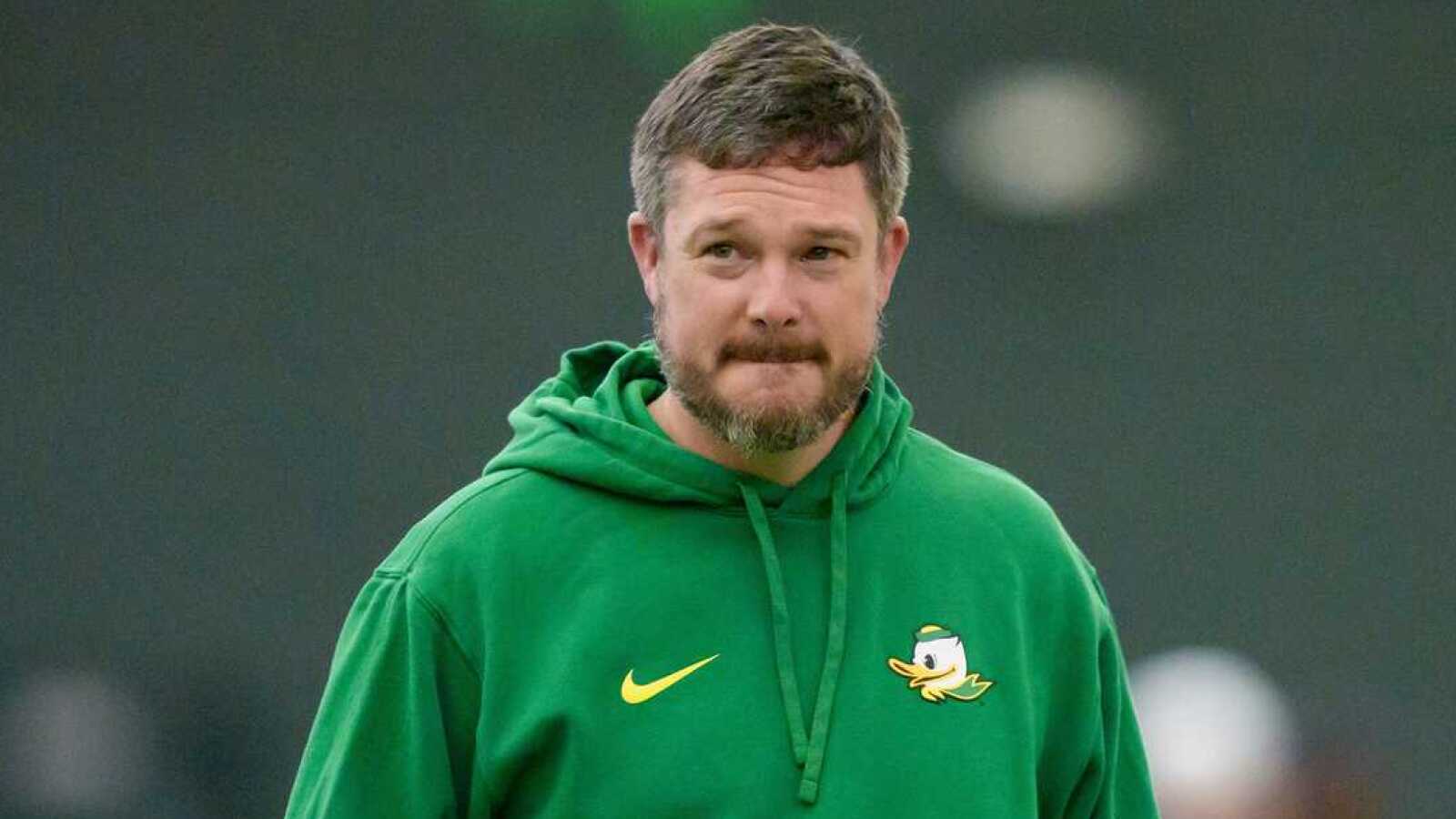Oregon HC Dan Lanning slams NFL players trying to return to college football