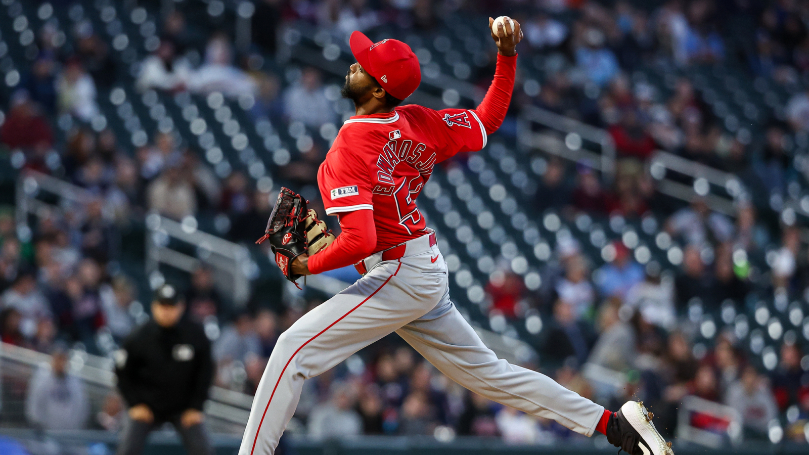 Carl Edwards Jr. elects free agency