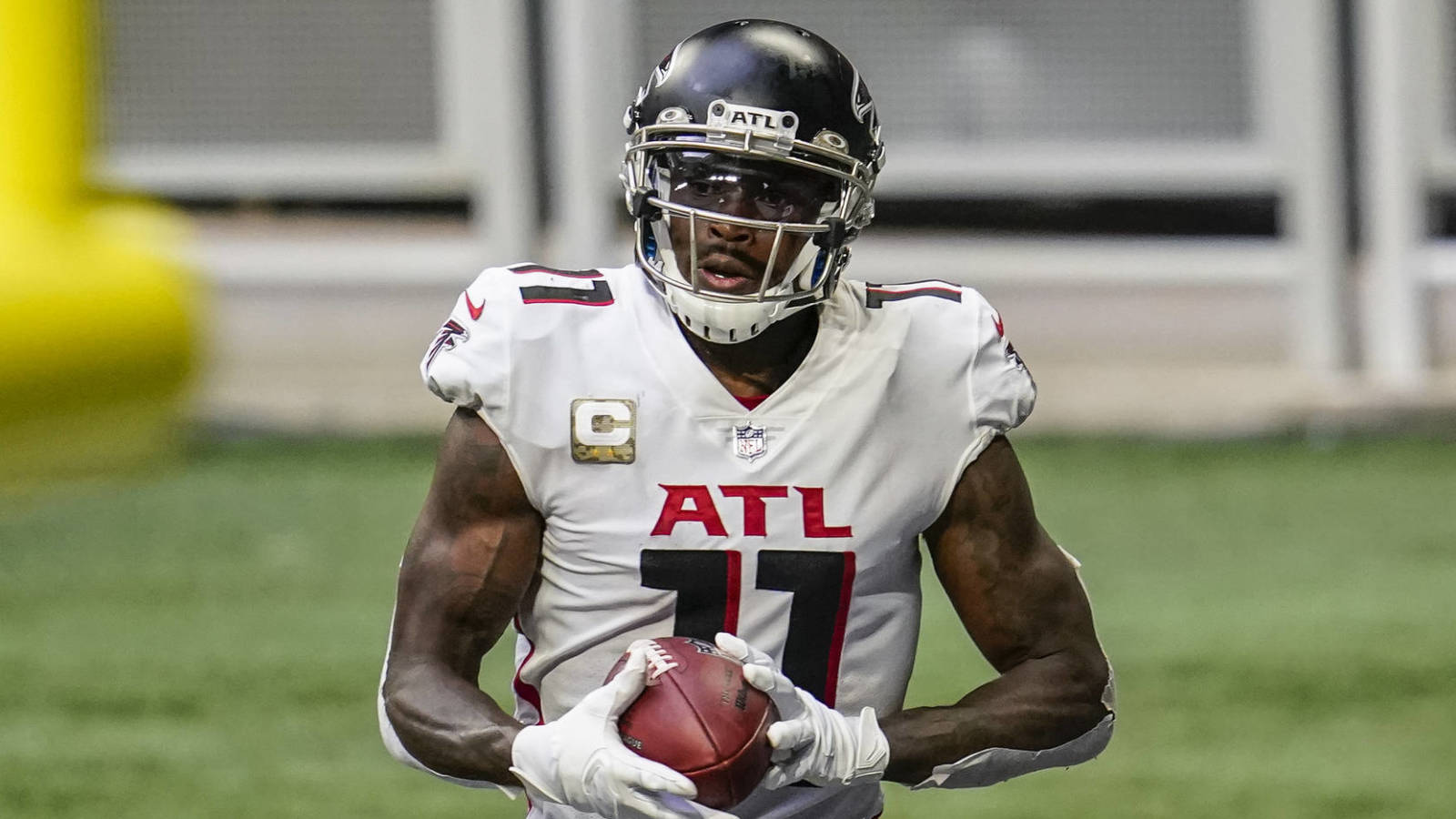 Julio Jones reportedly wants to play with Cam Newton
