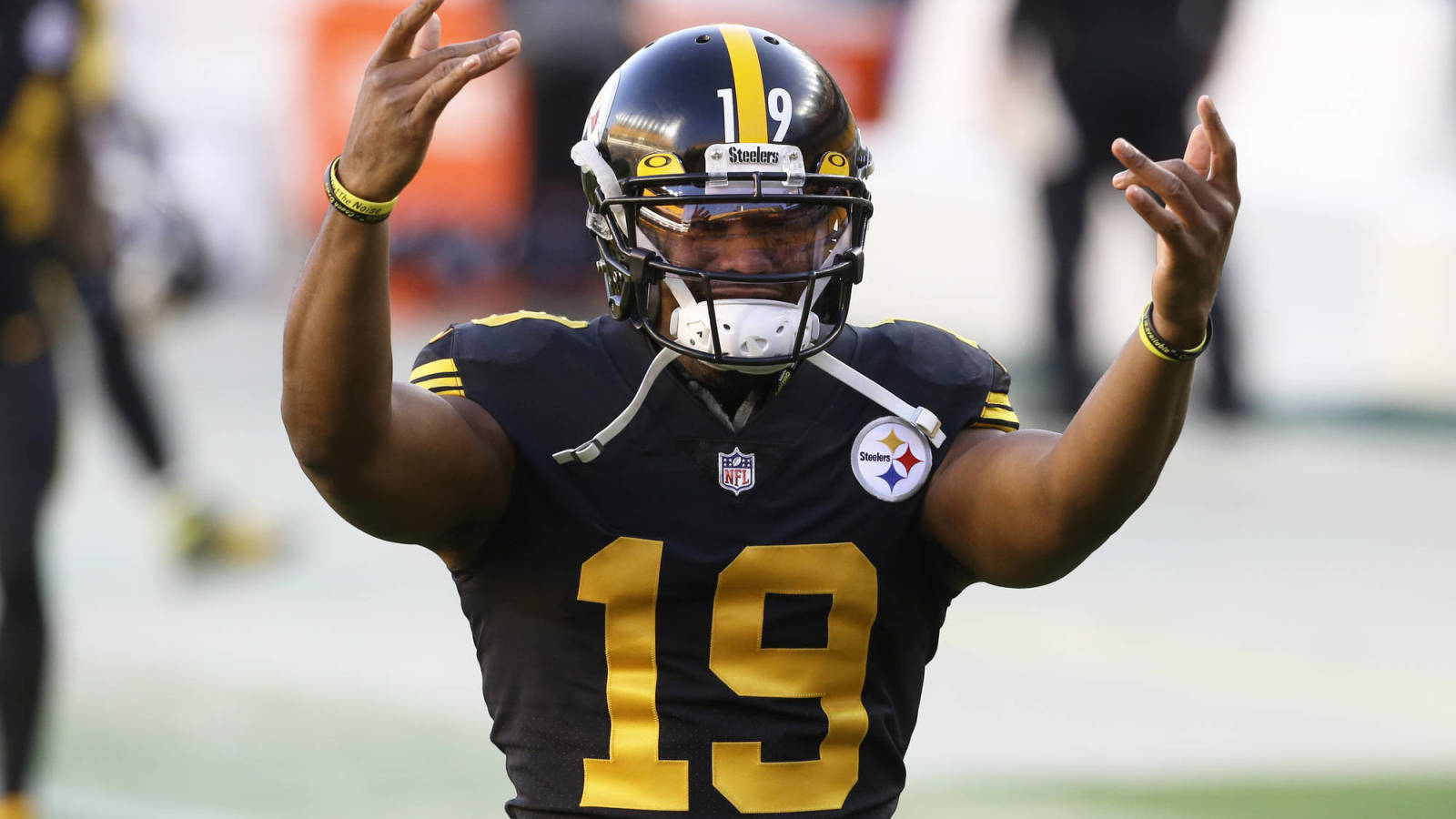Steelers WR JuJu Smith-Schuster will stop dancing on opponents’ logos - NewsOpener Steelers WR JuJu Smith-Schuster will stop dancing on opponents’ logos