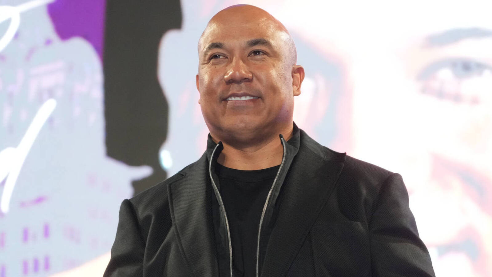 Hines Ward lands assistant coach job with college football team