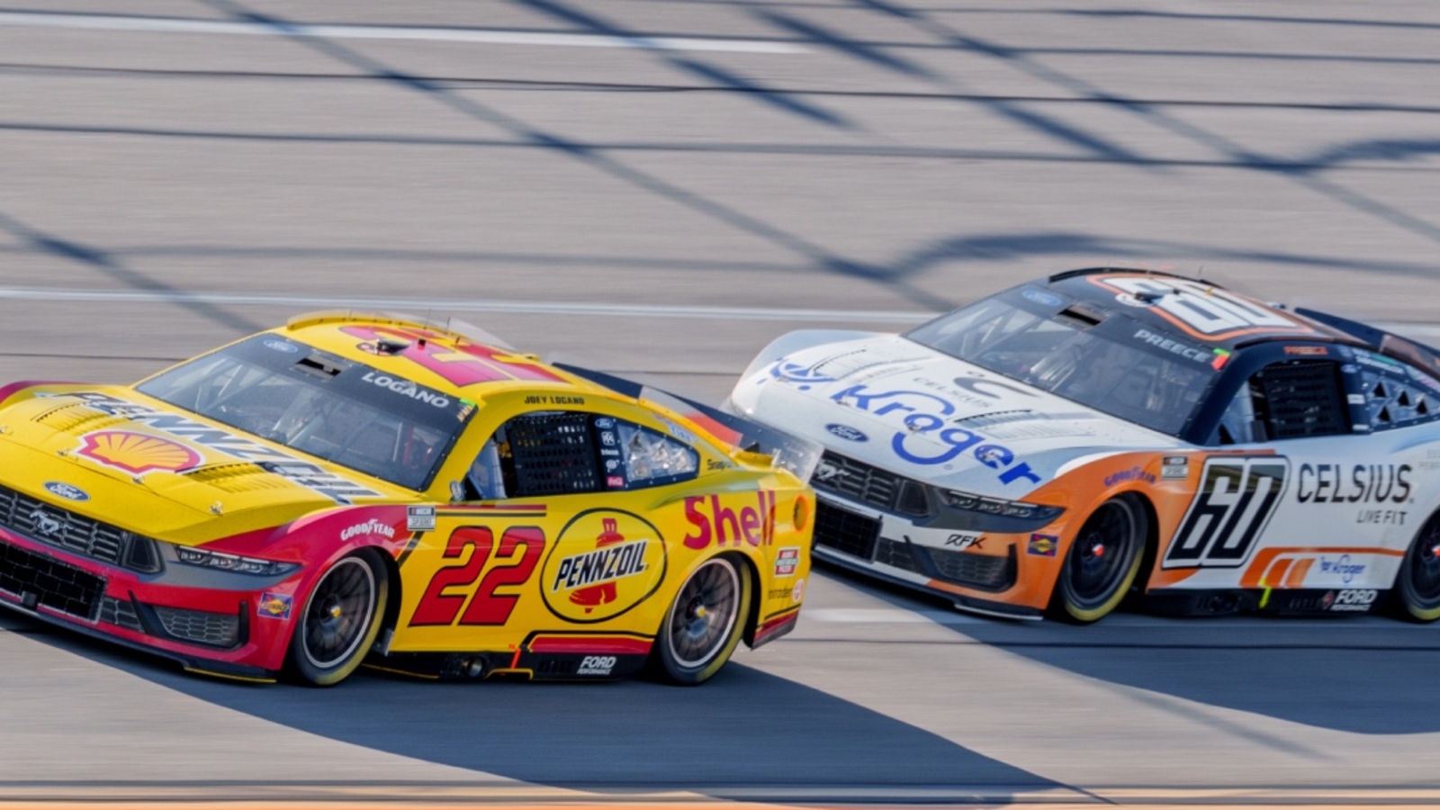 http://www.yardbarker.com/media/d/c/dc2e7c5edaaa1633b7d7a89571b4637085638991/thumb_16x9/Logano-Preece.jpg