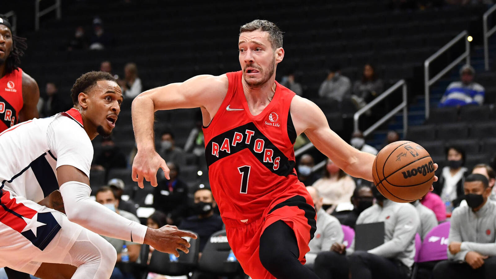 Raptors, Spurs swap Goran Dragic, Thaddeus Young