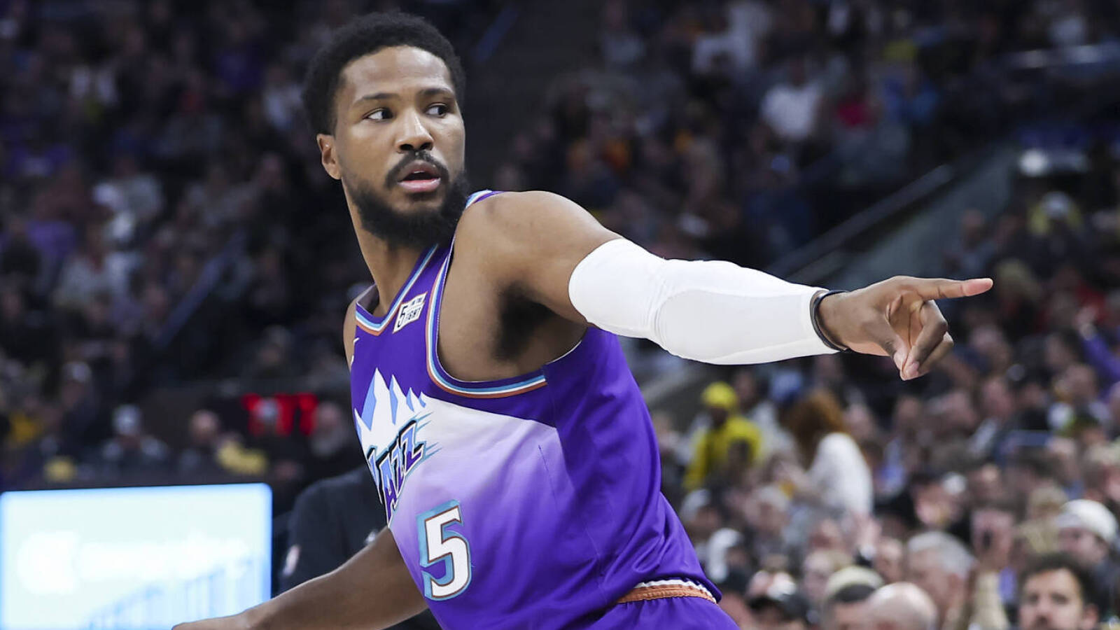Knicks, Jazz discussing blockbuster trade involving multiple players, draft picks
