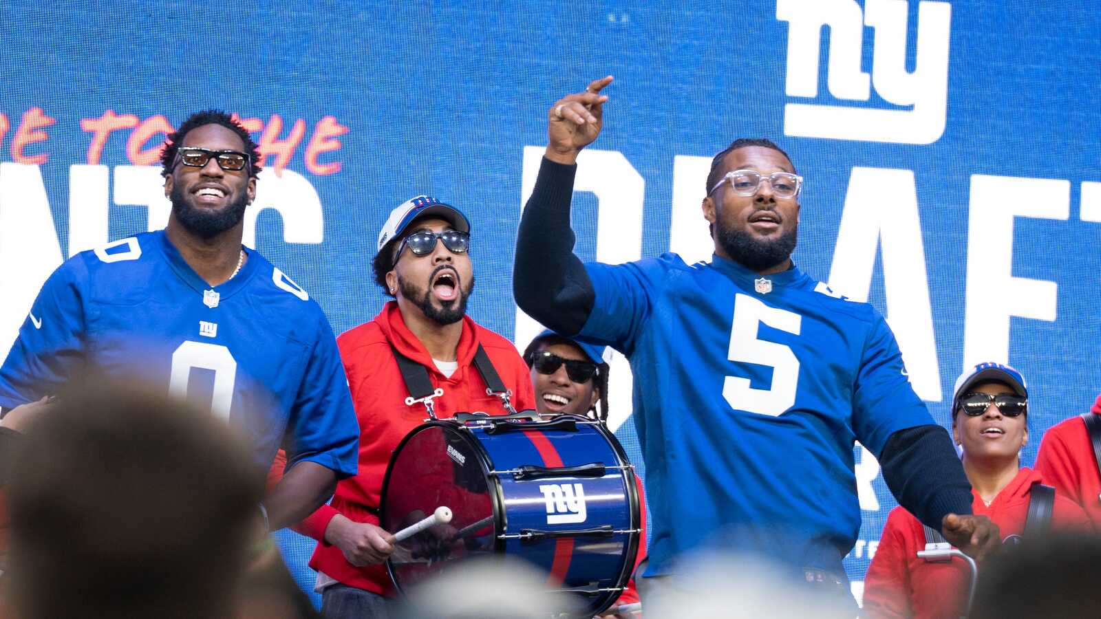 Why Giants’ newly acquired star pass-rusher could help Kayvon Thibodeaux blossom