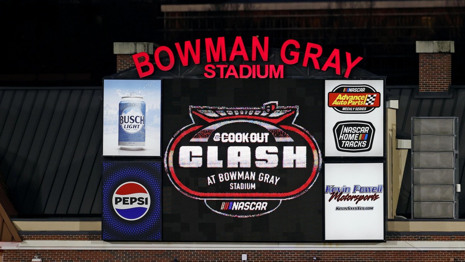 Watch: Hometown favorite crashes out in Cook Out Clash Last Chance Qualifier