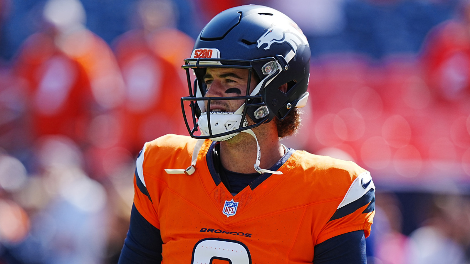 Broncos to re-sign backup QB to two-year deal