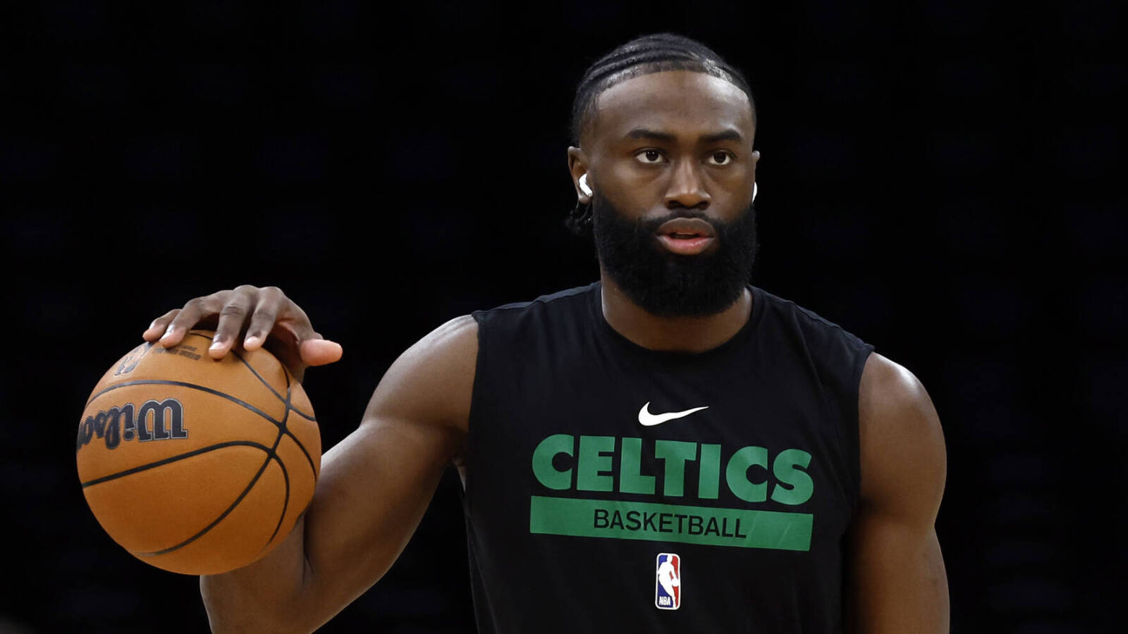 Jaylen Brown agrees to record extension with Celtics