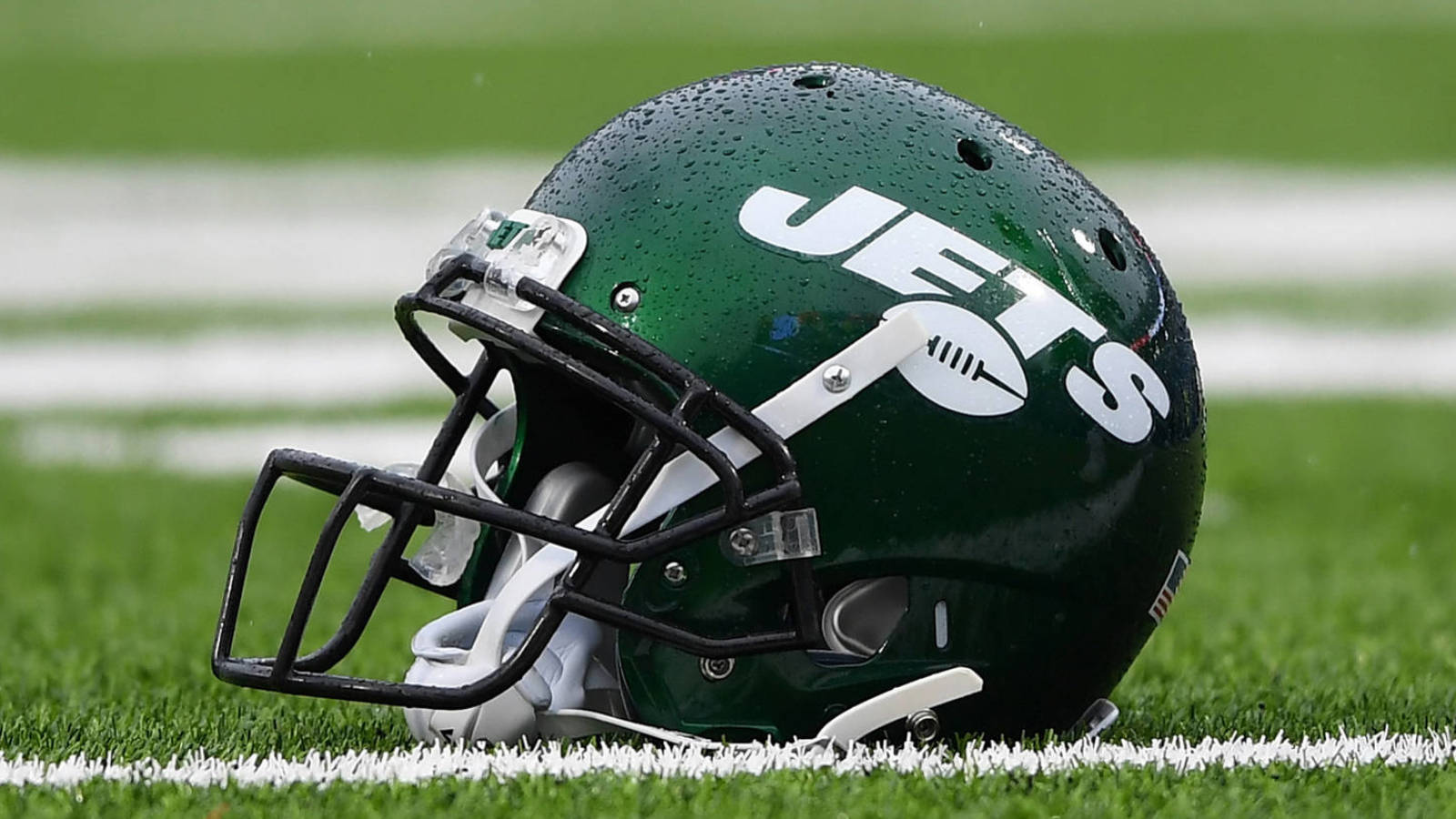 Jets assistant coach Greg Knapp critically injured in bike accident