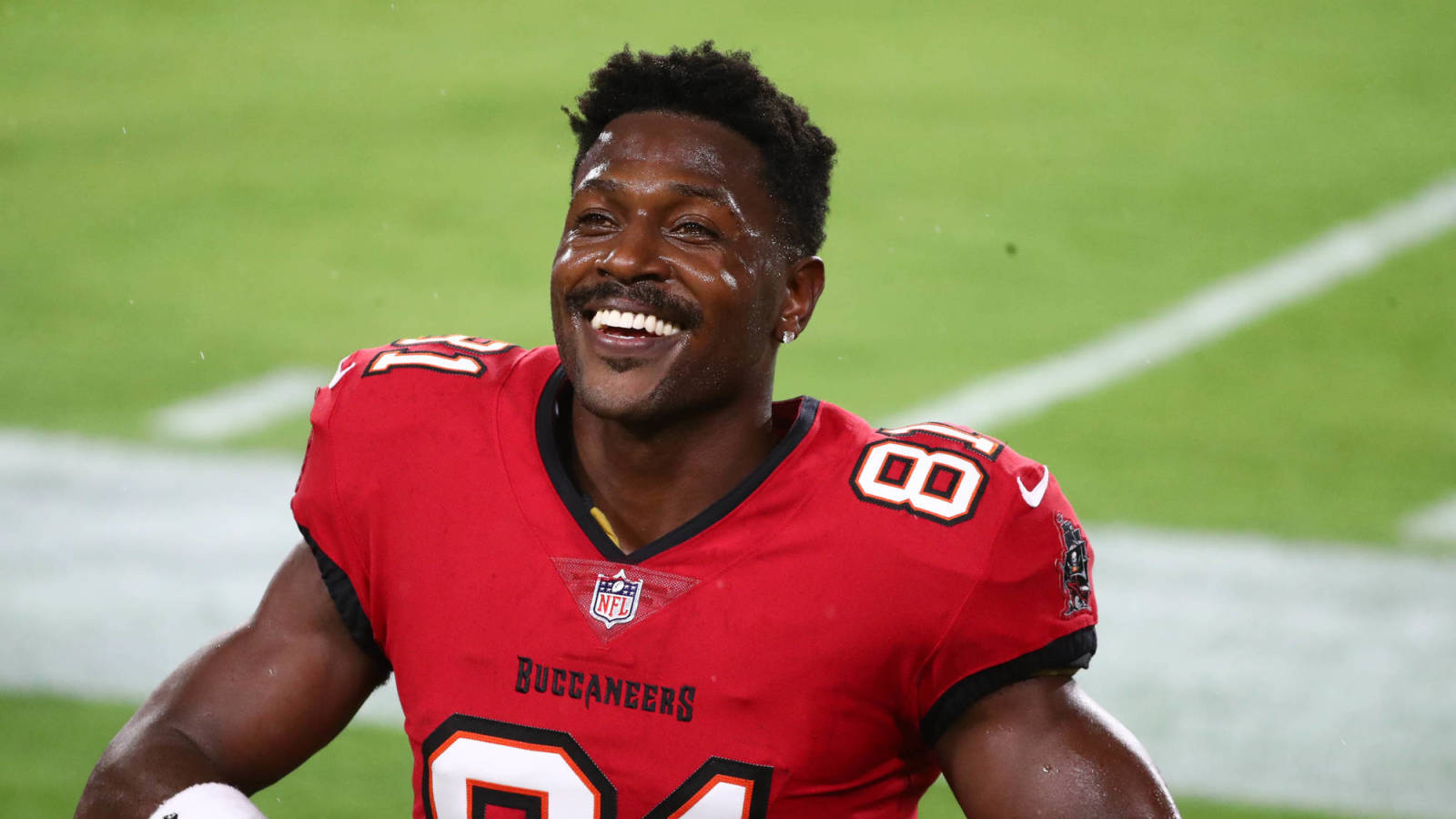 Antonio Brown, Buccaneers agree to one-year deal worth up to $6.25 million