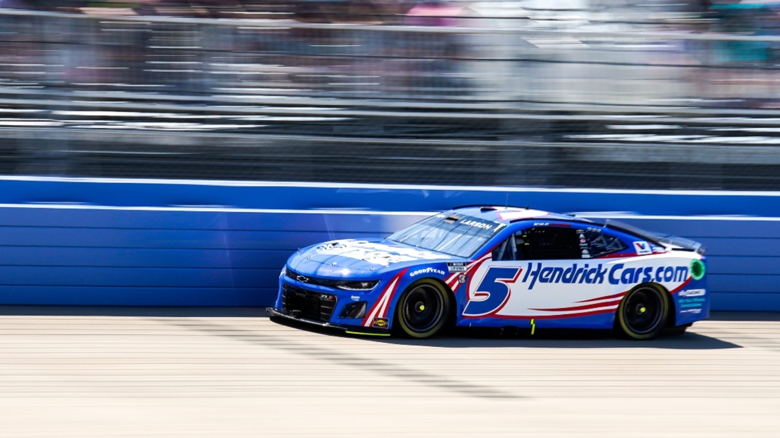NASCAR hits Chase Elliott, Kyle Larson, Ty Gibbs, and Daniel Suárez with critical speeding penalty in Stage 3