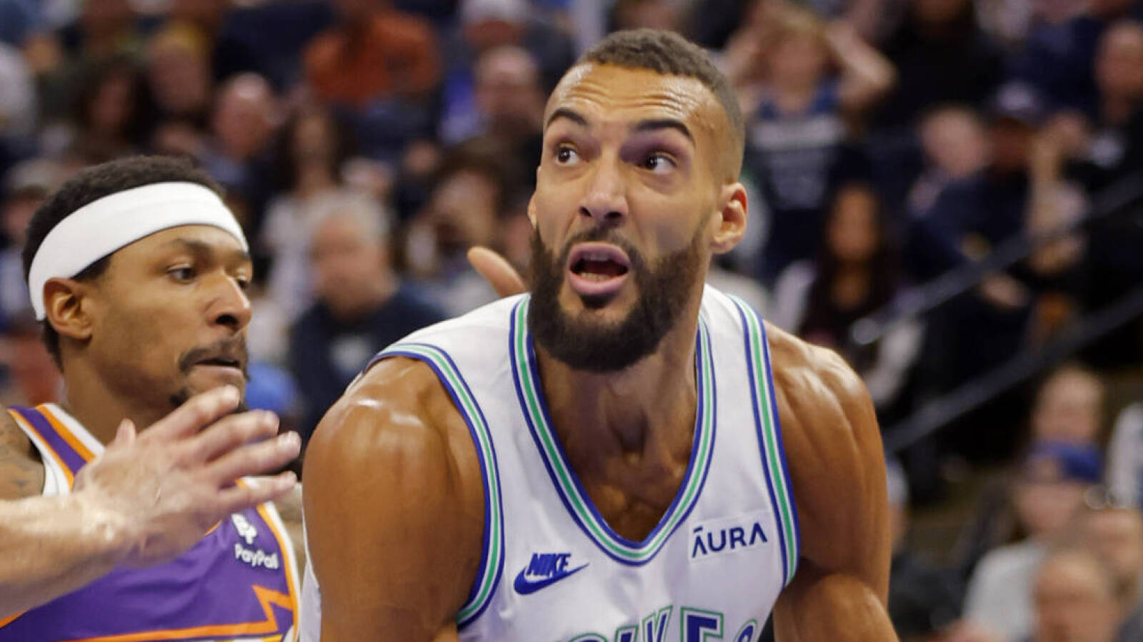 Watch: Rudy Gobert gets away with hilarious travel in Game 3 against Suns
