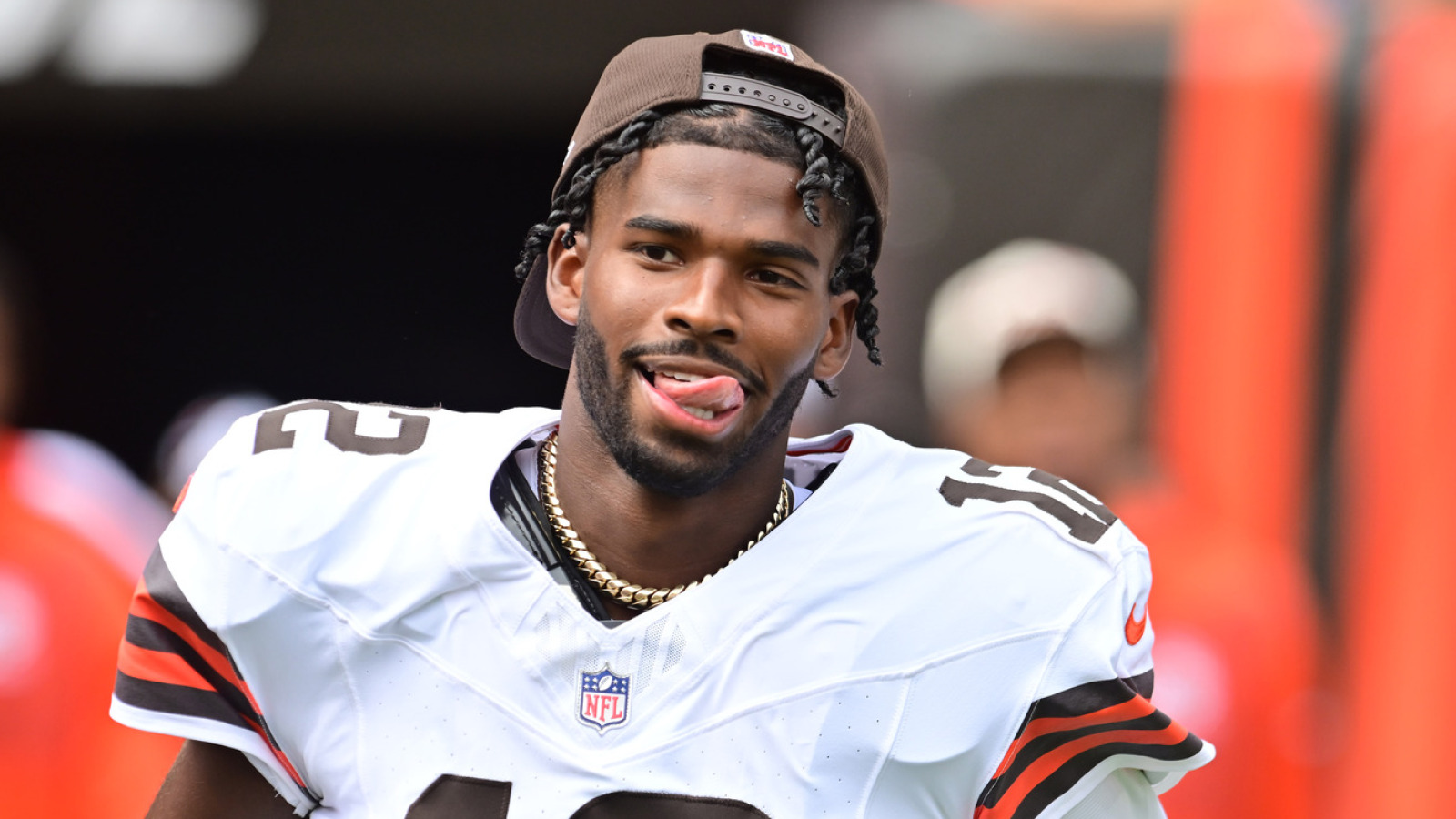 Former NFL QB sends message to Browns' Shedeur Sanders about mouthing answers to reporters