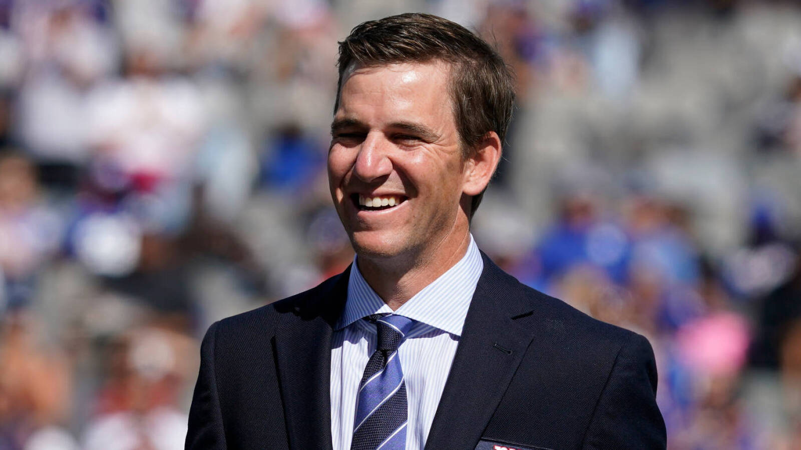 Eli Manning thinks NFL should consider video review for roughing the passer penalties