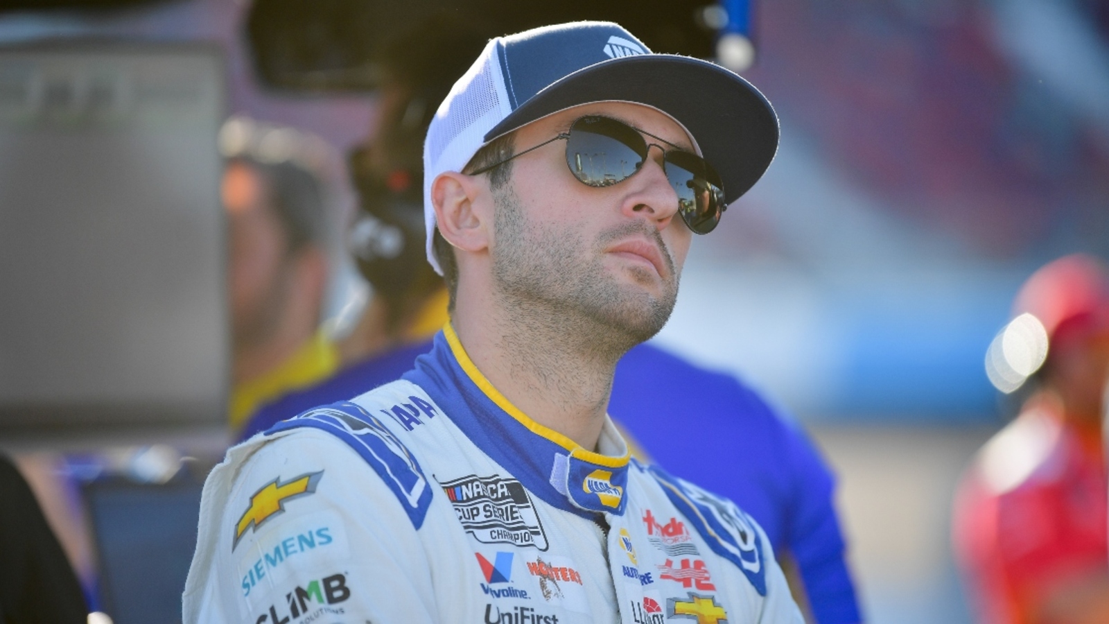 Chase Elliott looks back on Alan Gustafson’s controversial call at Dover, if team made a mistake