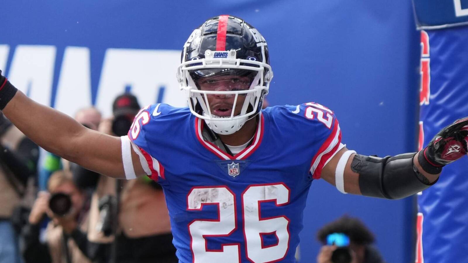 Hall of Fame RB praises Saquon Barkley amid deal with Eagles
