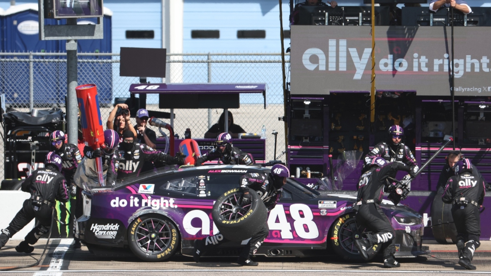Alex Bowman clears the air after Denny Hamlin beef at Kansas