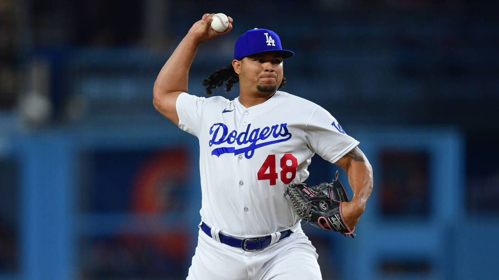 Dodgers reliever has long-awaited reunion, pitches scoreless inning vs. Tigers