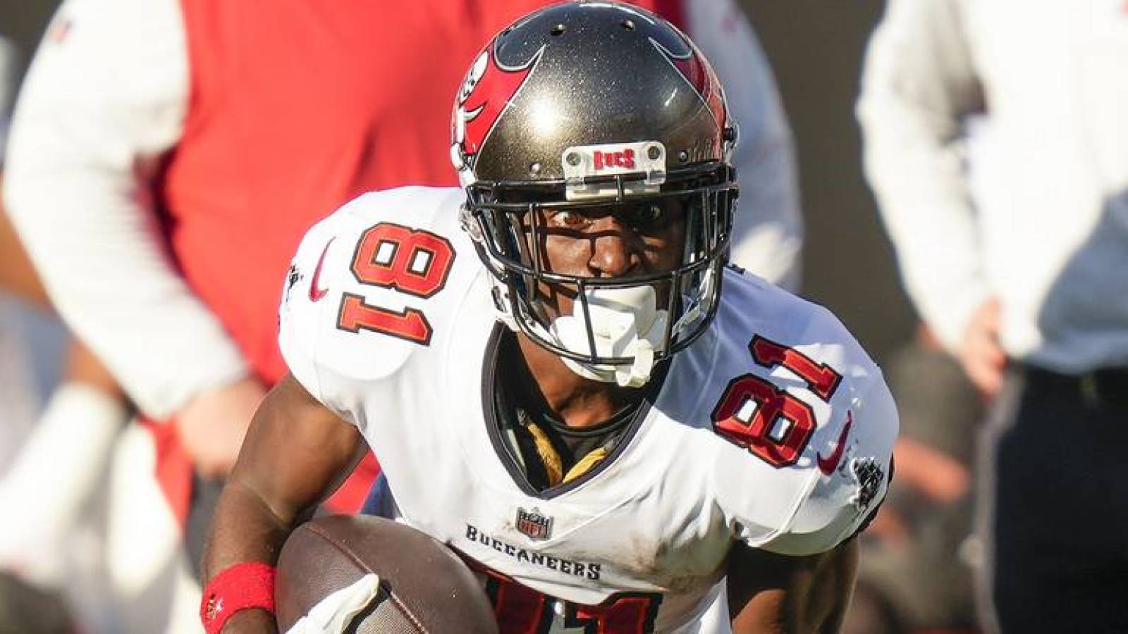 Buccaneers' Antonio Brown blames media for creating 'drama' around WR