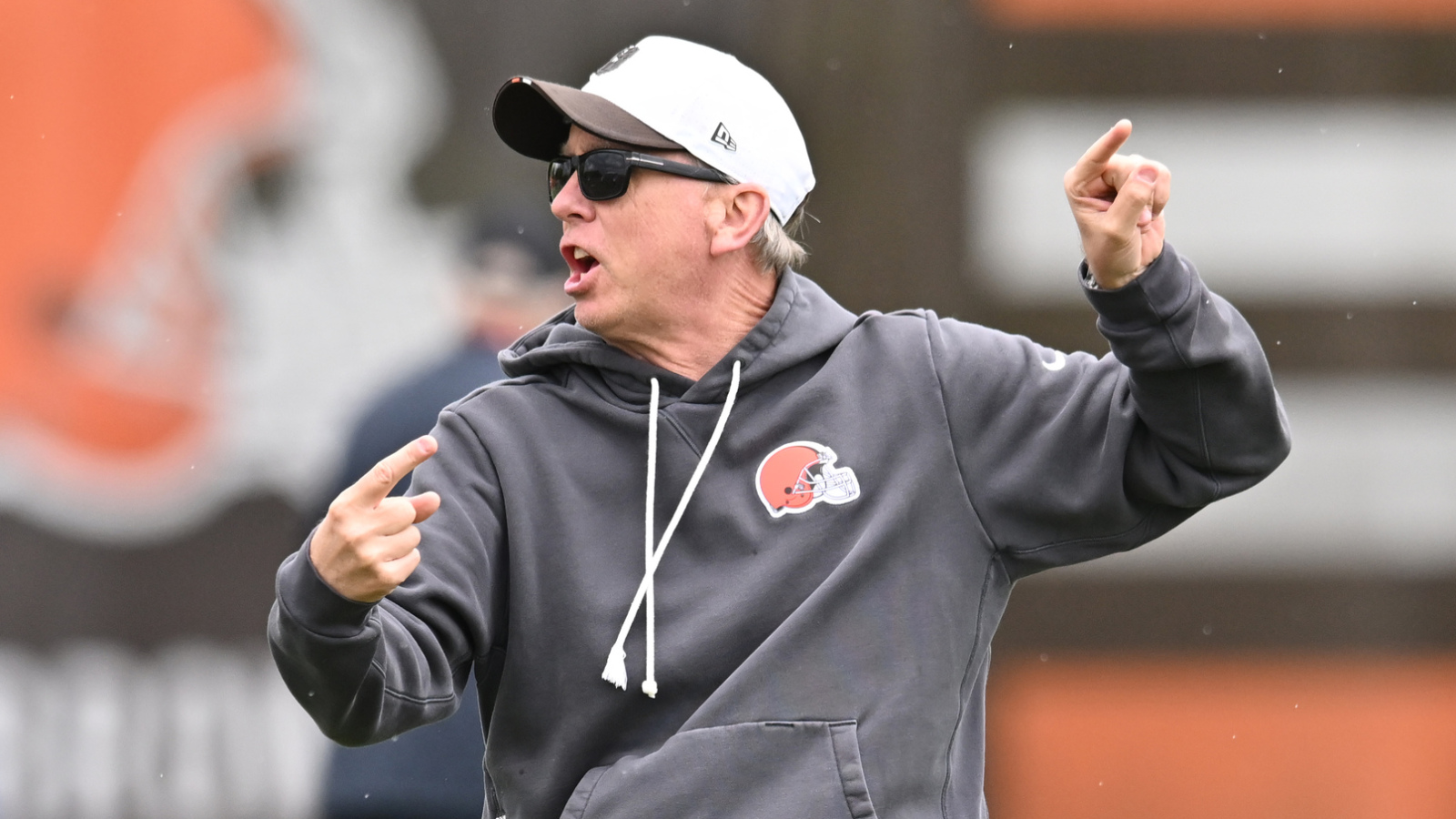 Browns' Todd Monken responds to Deion Sanders as Shedeur Sanders finally gets good news in QB competition