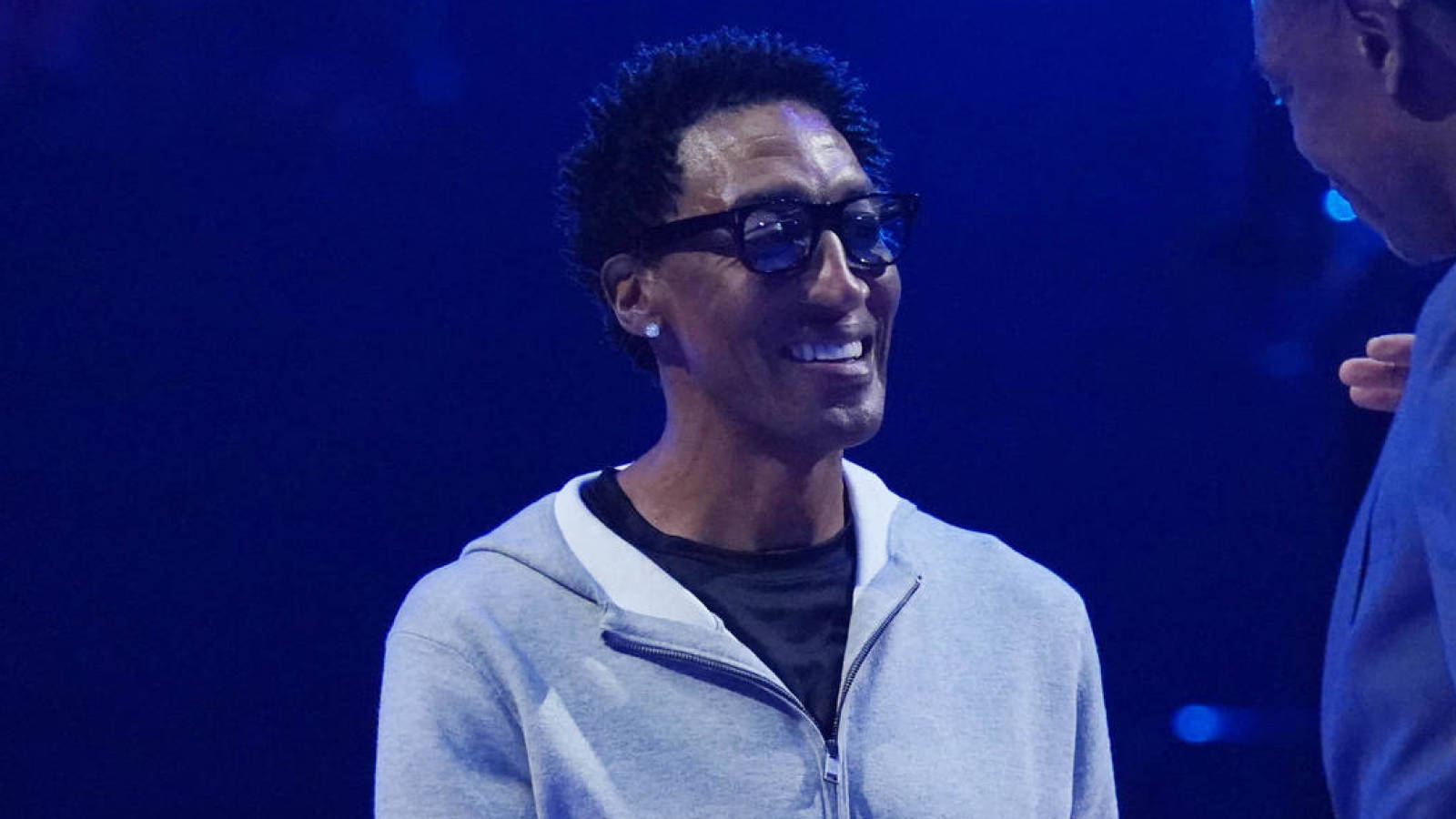 Scottie Pippen thinks Phil Jackson is racist