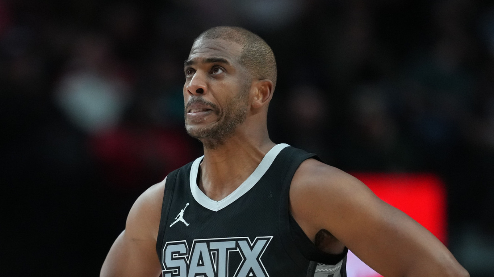 Clippers agree to deal with 12-time All-Star