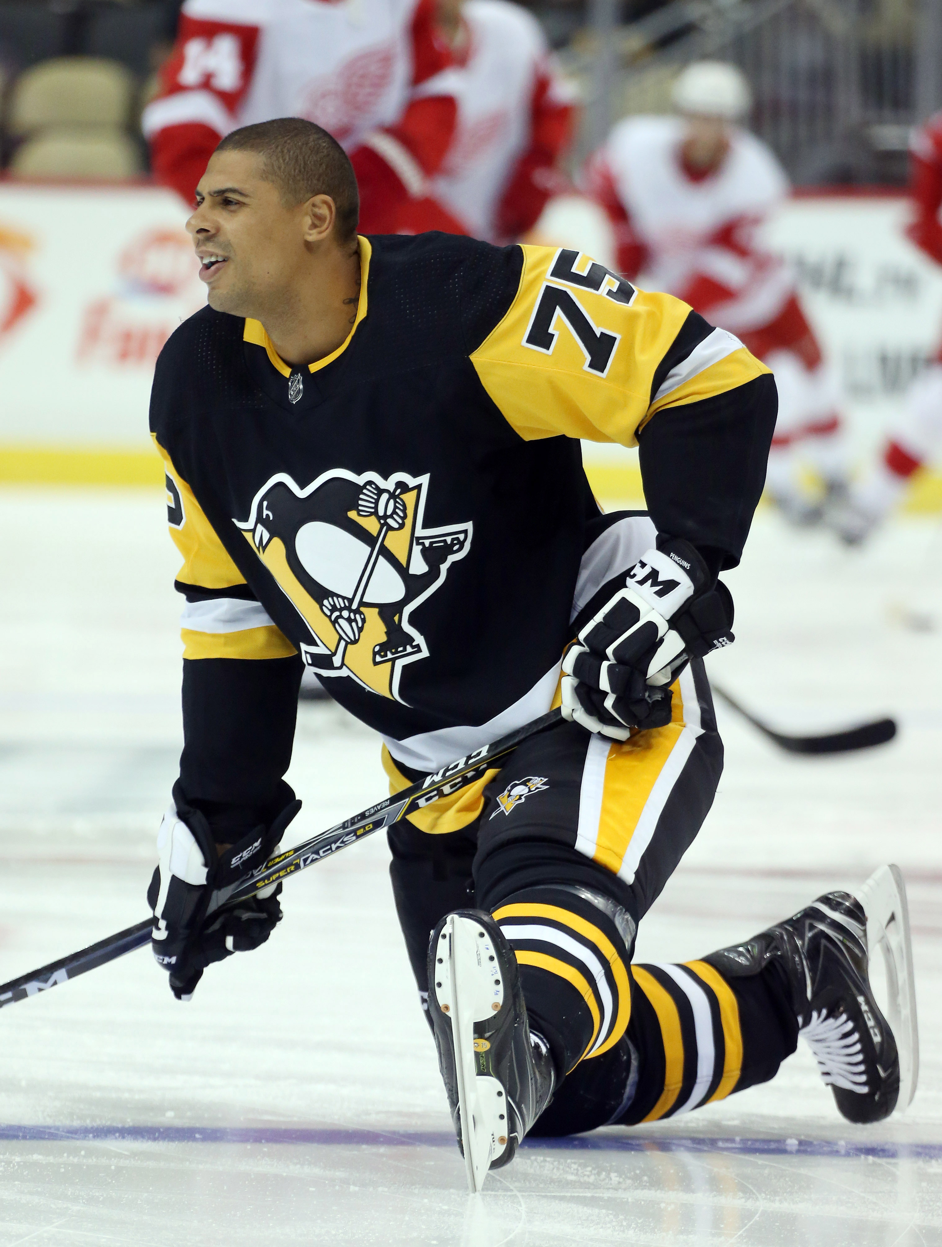 ryan reaves jersey penguins