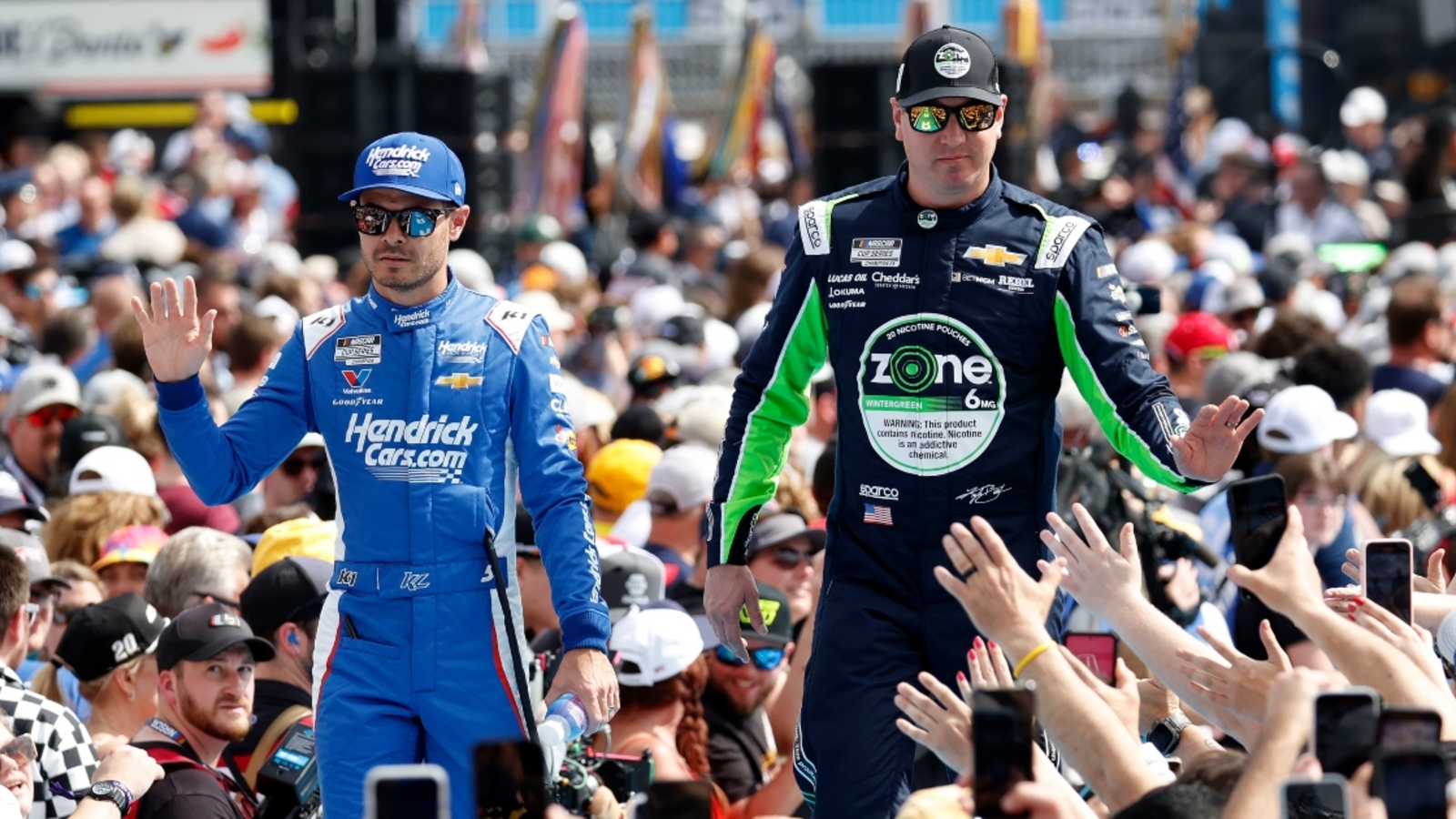 Kyle Busch reacts to concerning stretch of Indy 500 wrecks, sends message to Kyle Larson