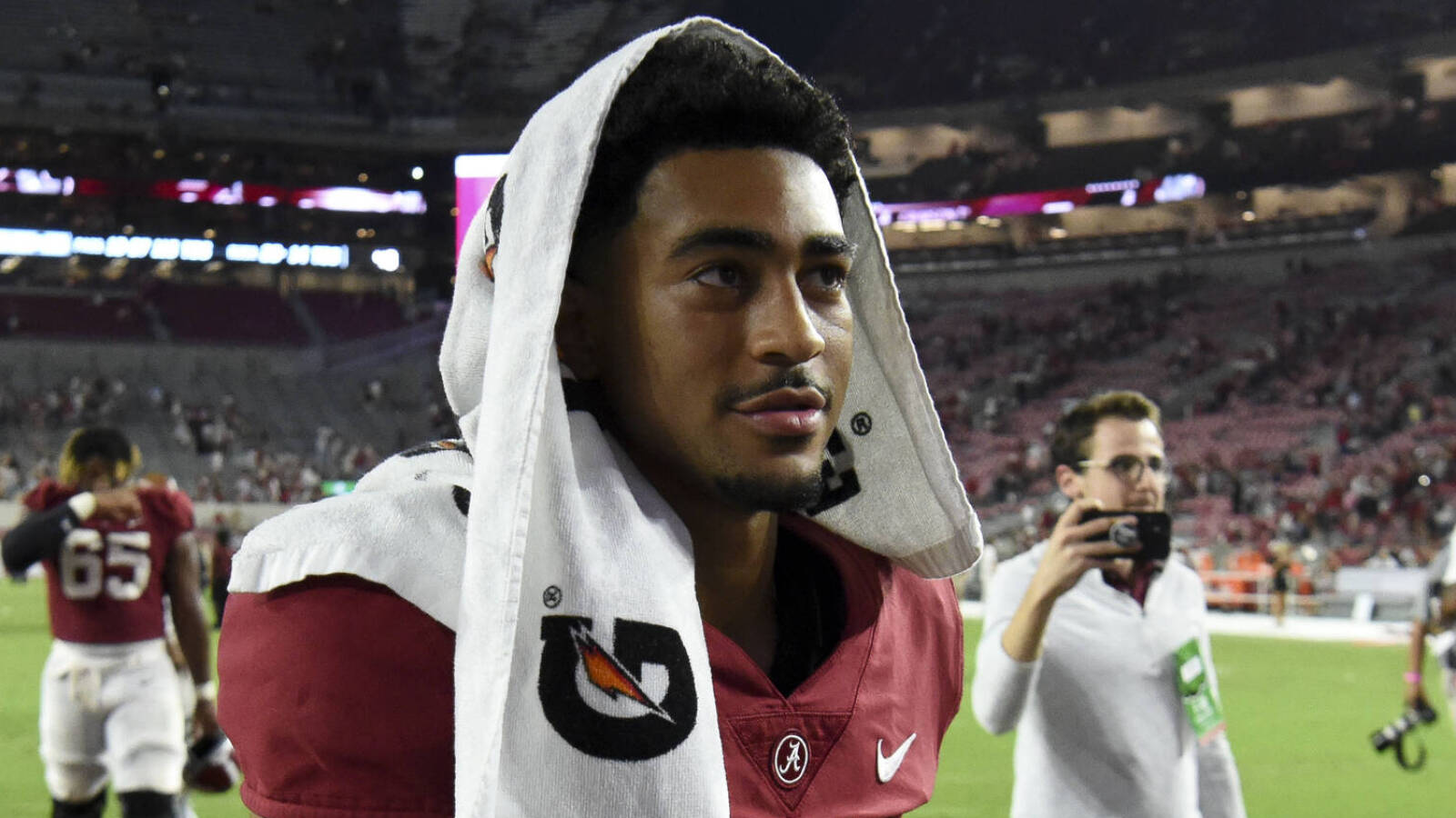 Nick Saban won't commit to firm timetable for Alabama QB Bryce Young's return