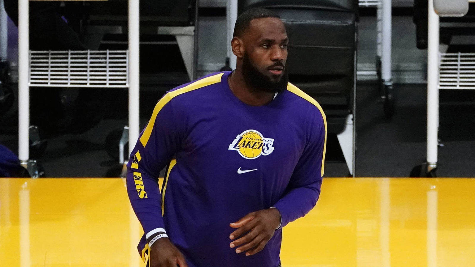 Lebron James Unlikely To Be Fully Healthy For Playoffs Yardbarker