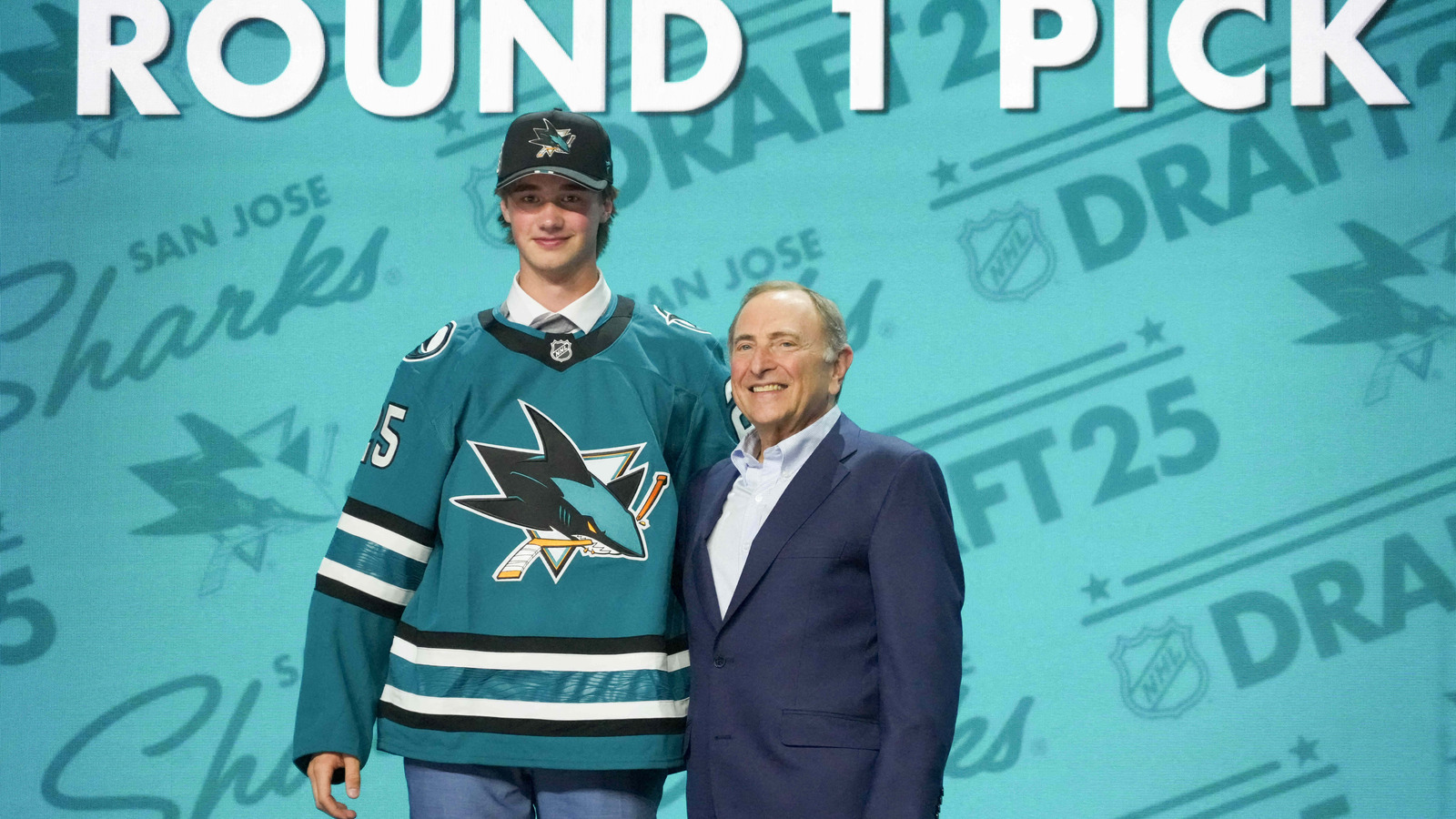 San Jose Sharks 2025 First Round Draft Pick Commits to Michigan State