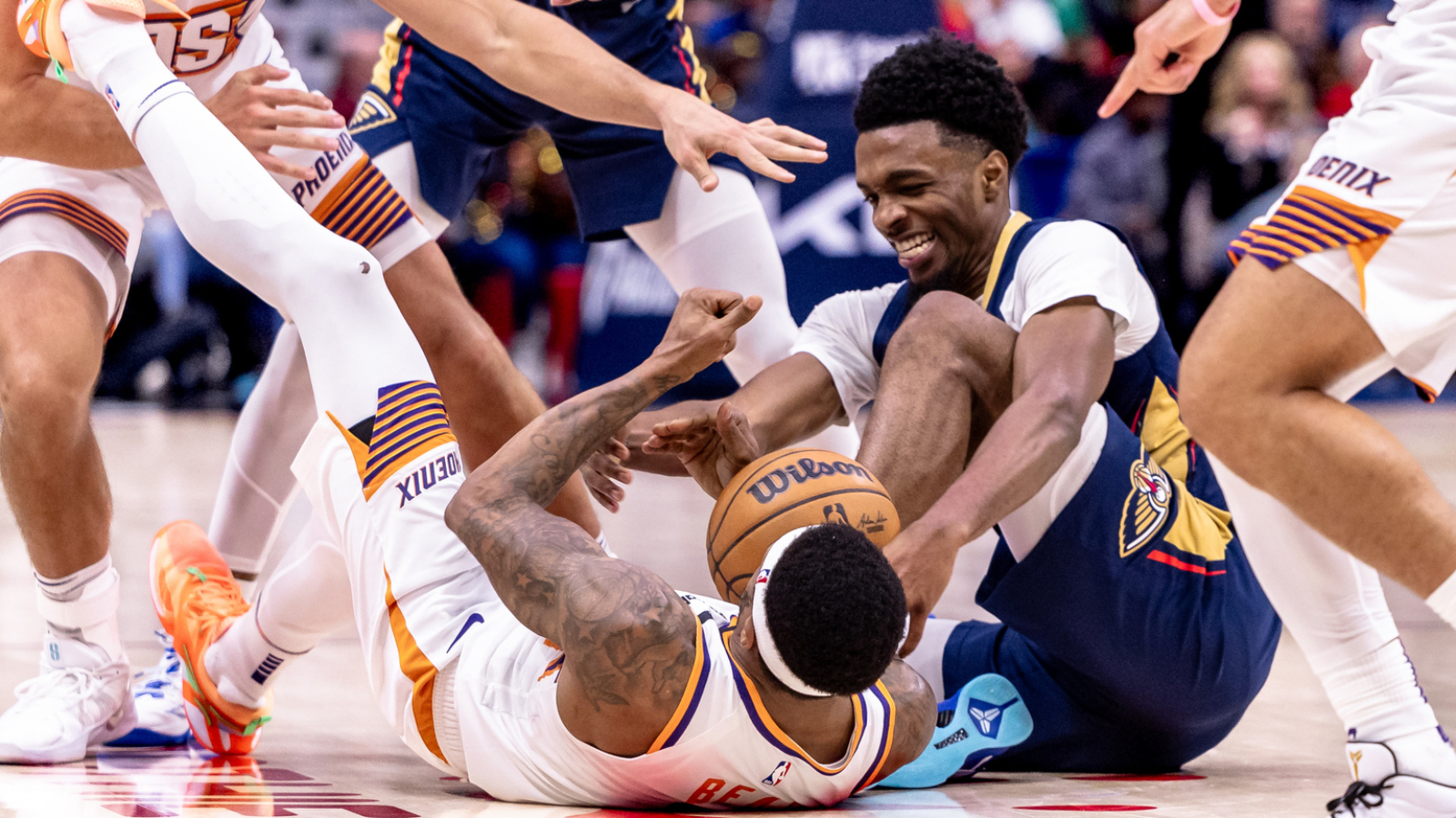 Watch: Pelicans' Herbert Jones blocks Suns' Devin Booker at the buzzer
