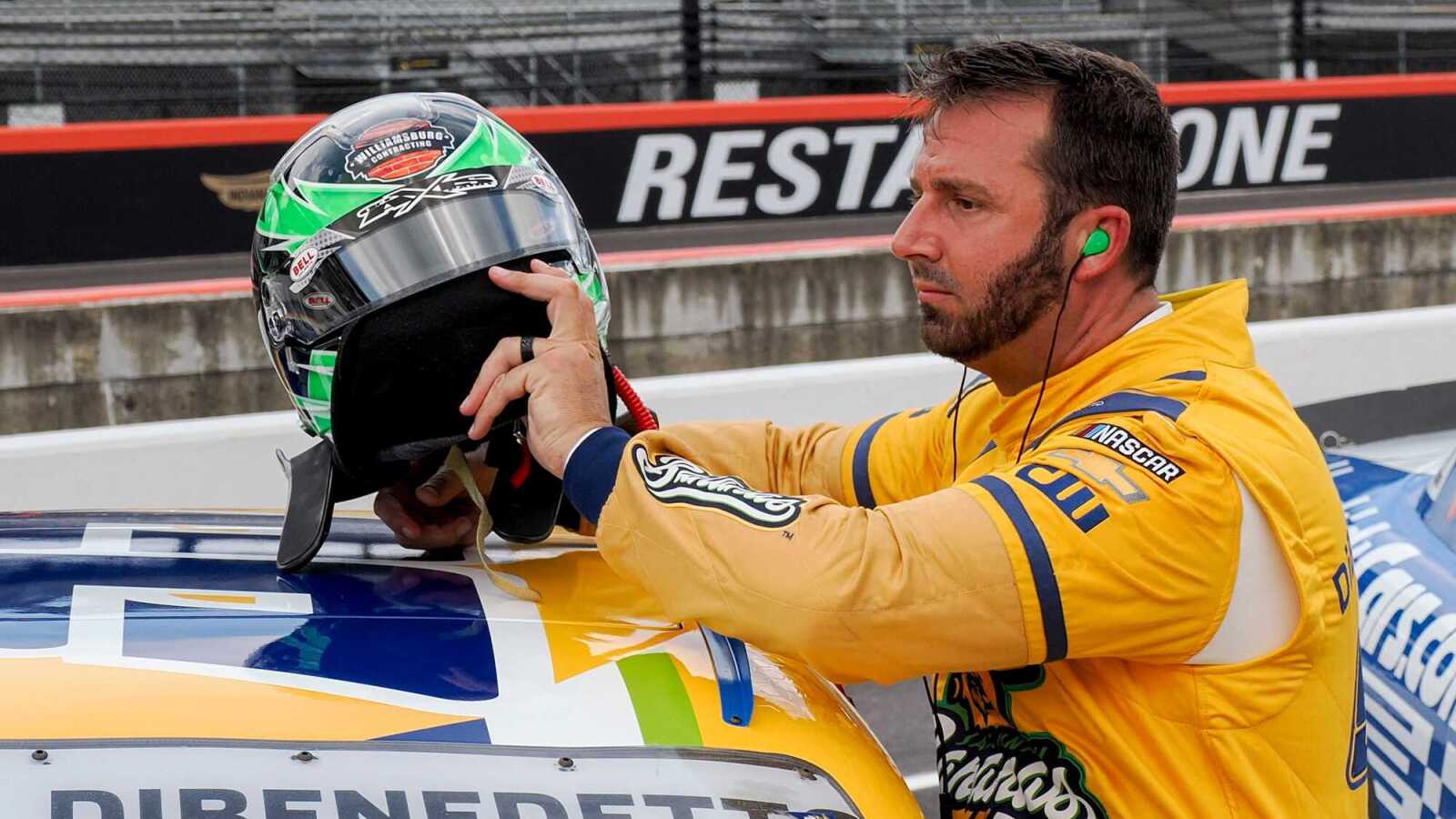 NASCAR holds caution flag after Matt DiBenedetto wreck, forces field to race through oil at Iowa