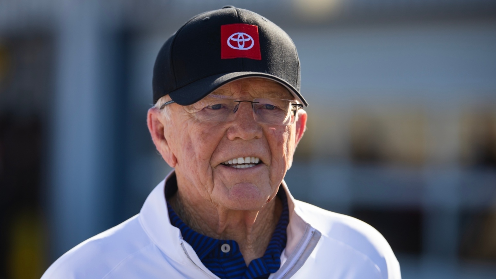 Joe Gibbs honors Bob Labonte ahead of invocation at Texas: ‘Remember the Labonte family’