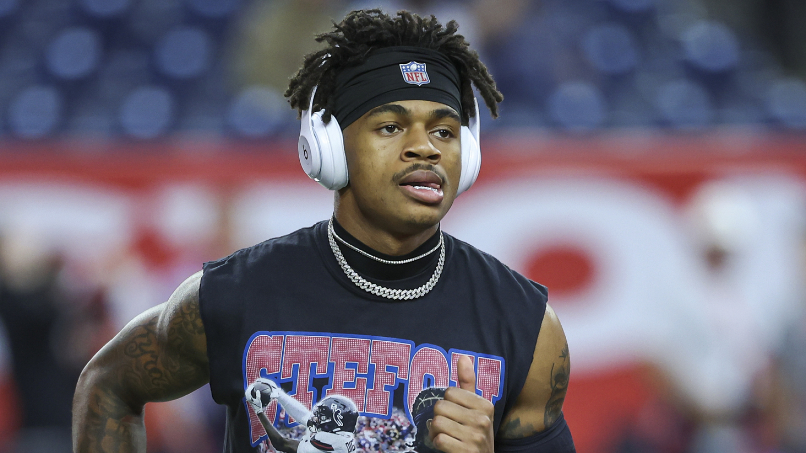 Texans WR Tank Dell gives hopeful update amid injury recovery