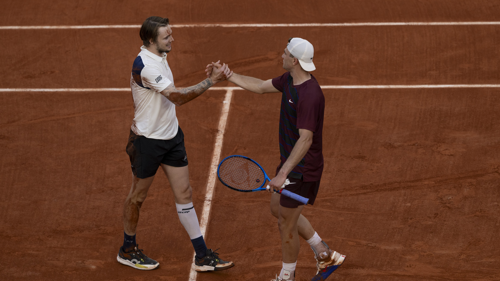 From clay dislike to quarterfinal delight: Alexander Bublik topples Jack Draper in Roland Garros