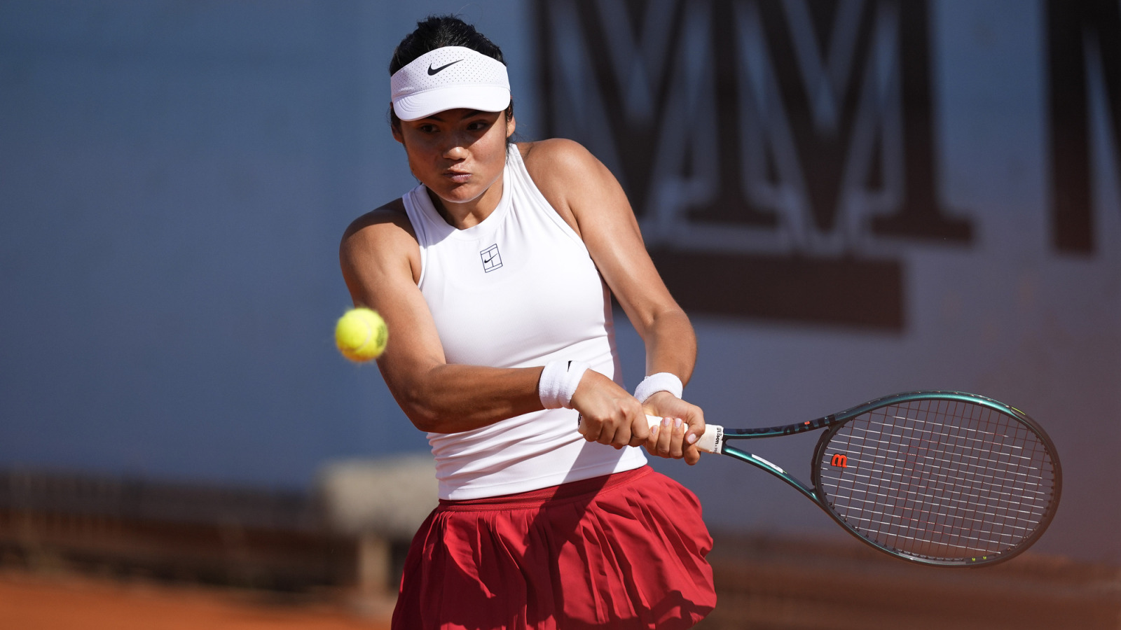 Jim Courier explains what’s changed in Emma Raducanu’s game after adding Andy Murray’s ex-coach
