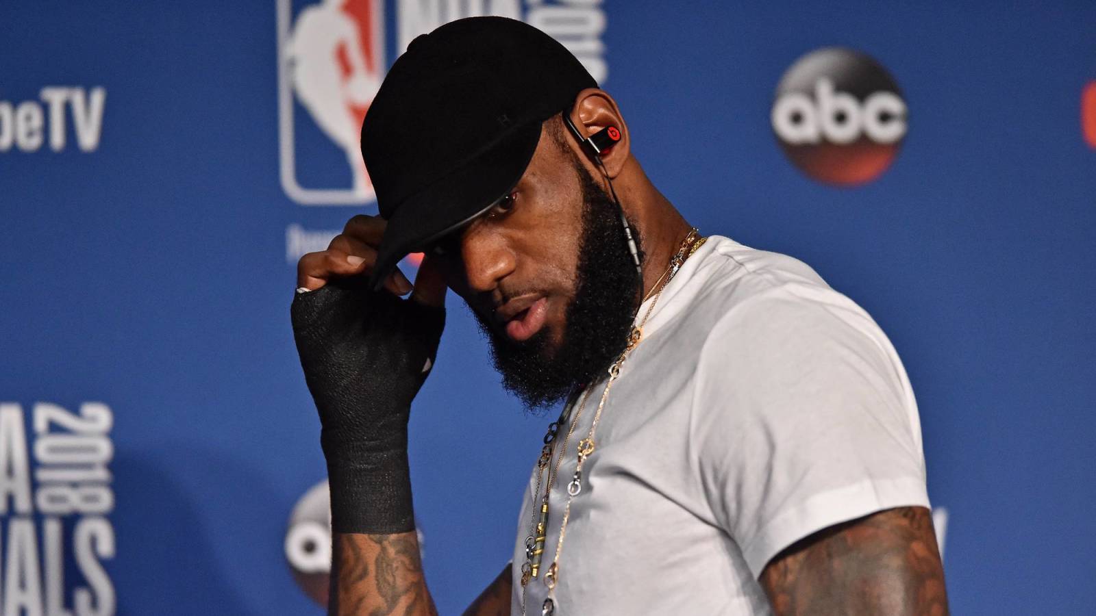 lebron james new look