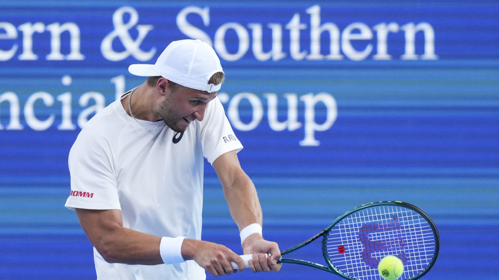 Aiming for a shock: Learner Tien working with former French Open champion to solve Novak Djokovic puzzle