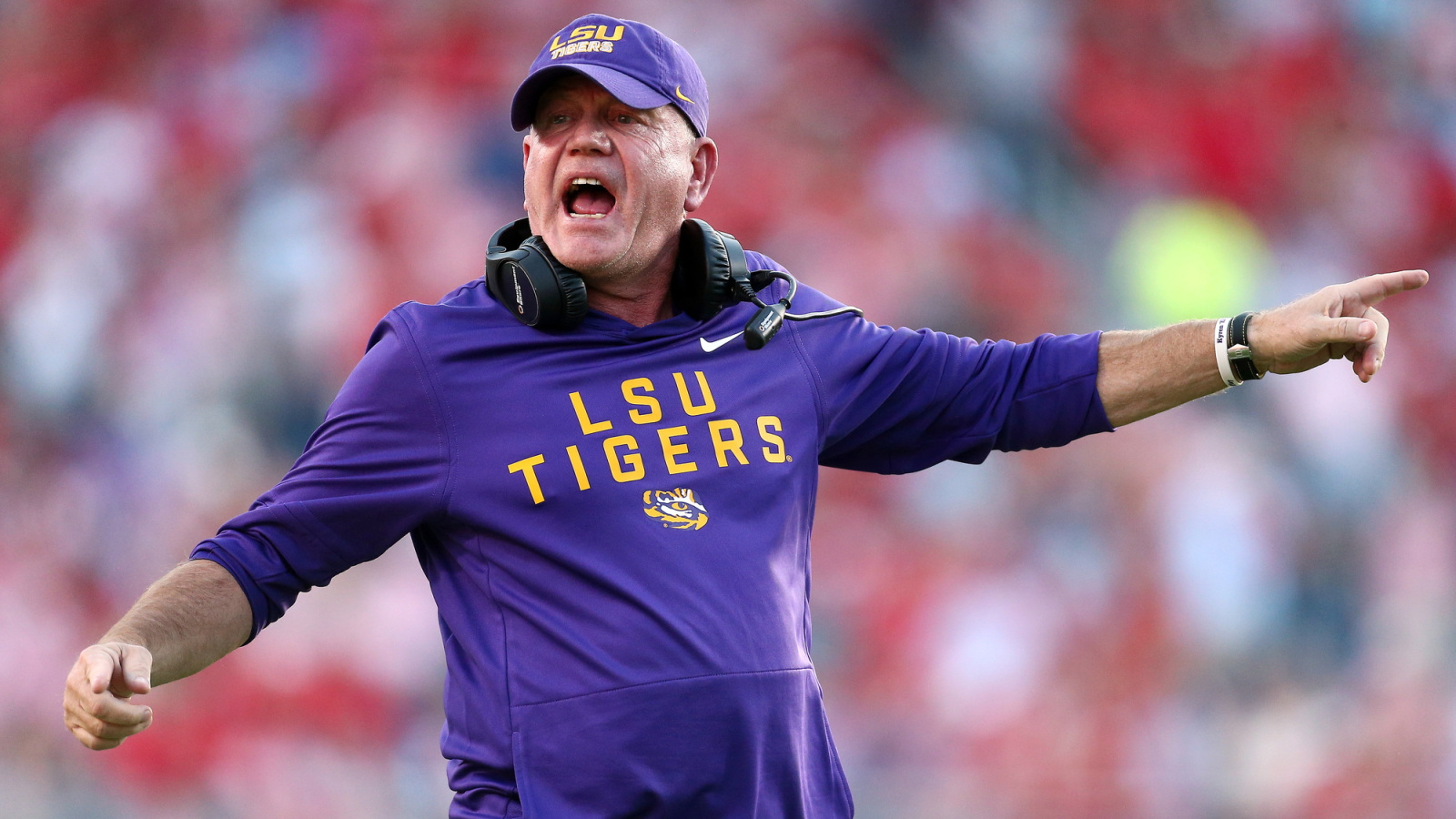 Brian Kelly not counting out a return to college football