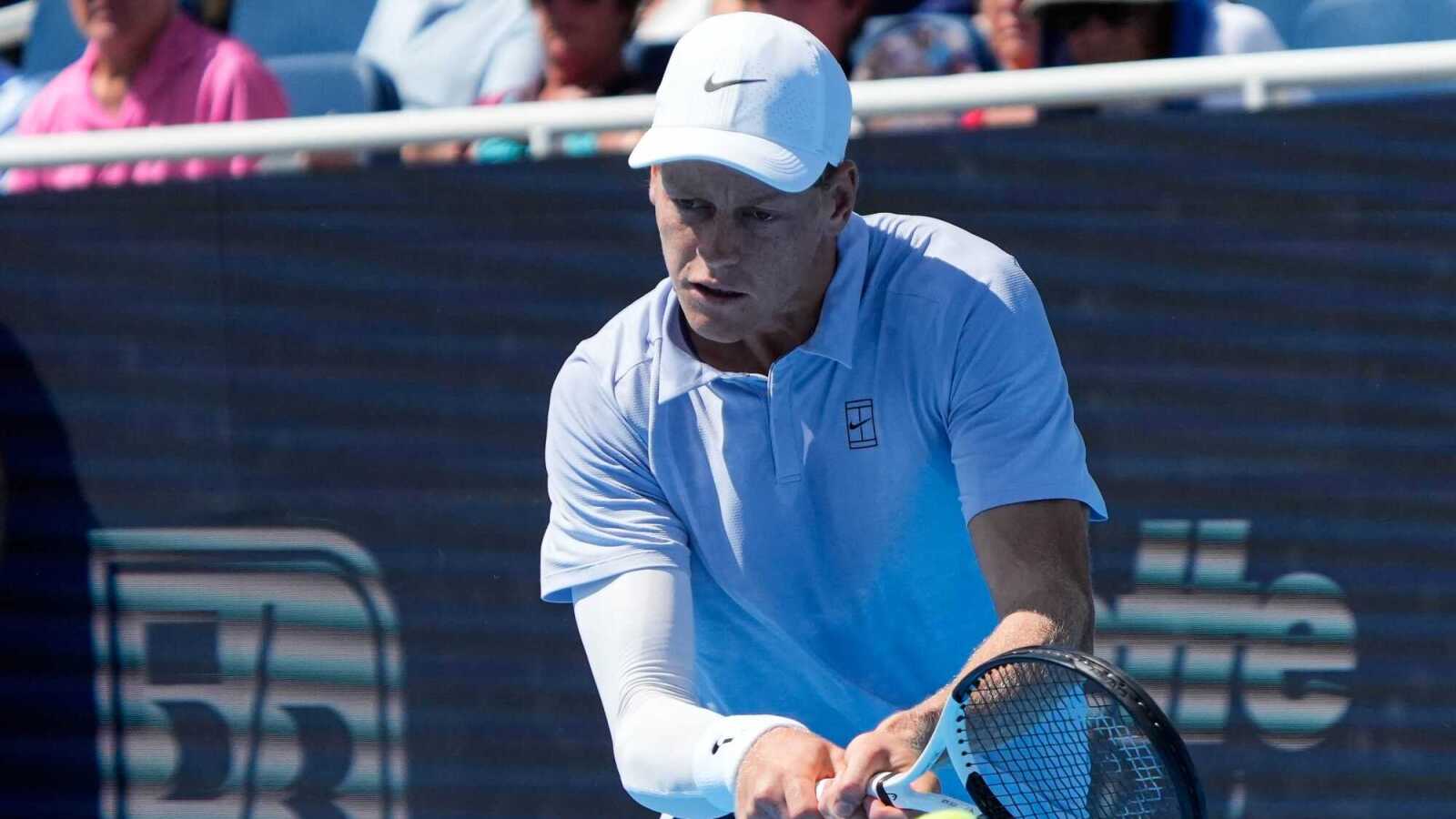 Ex-ATP Pro’s Take on Whether Jannik Sinner Can Surpass Novak Djokovic on Hardcourts: 'He’s a Better Player'