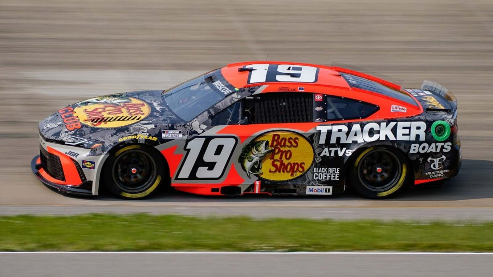 Chase Briscoe fastest at Nashville for second consecutive pole