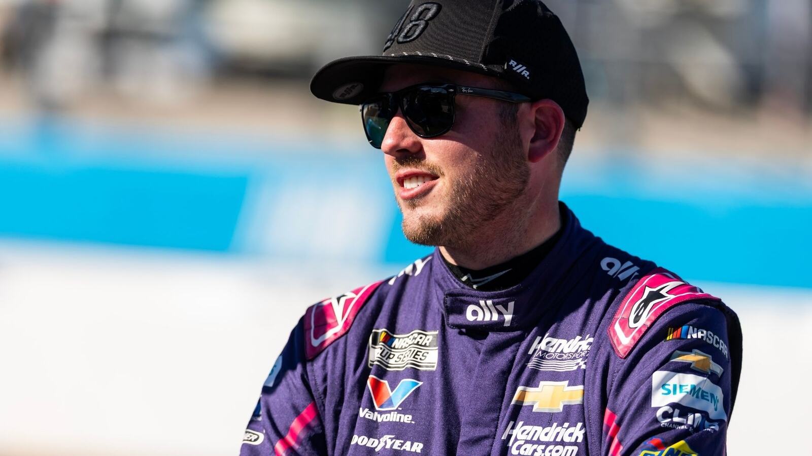 Alex Bowman Breaks Down Why He Enjoys the Garage Side of the Chili Bowl More Than Racing