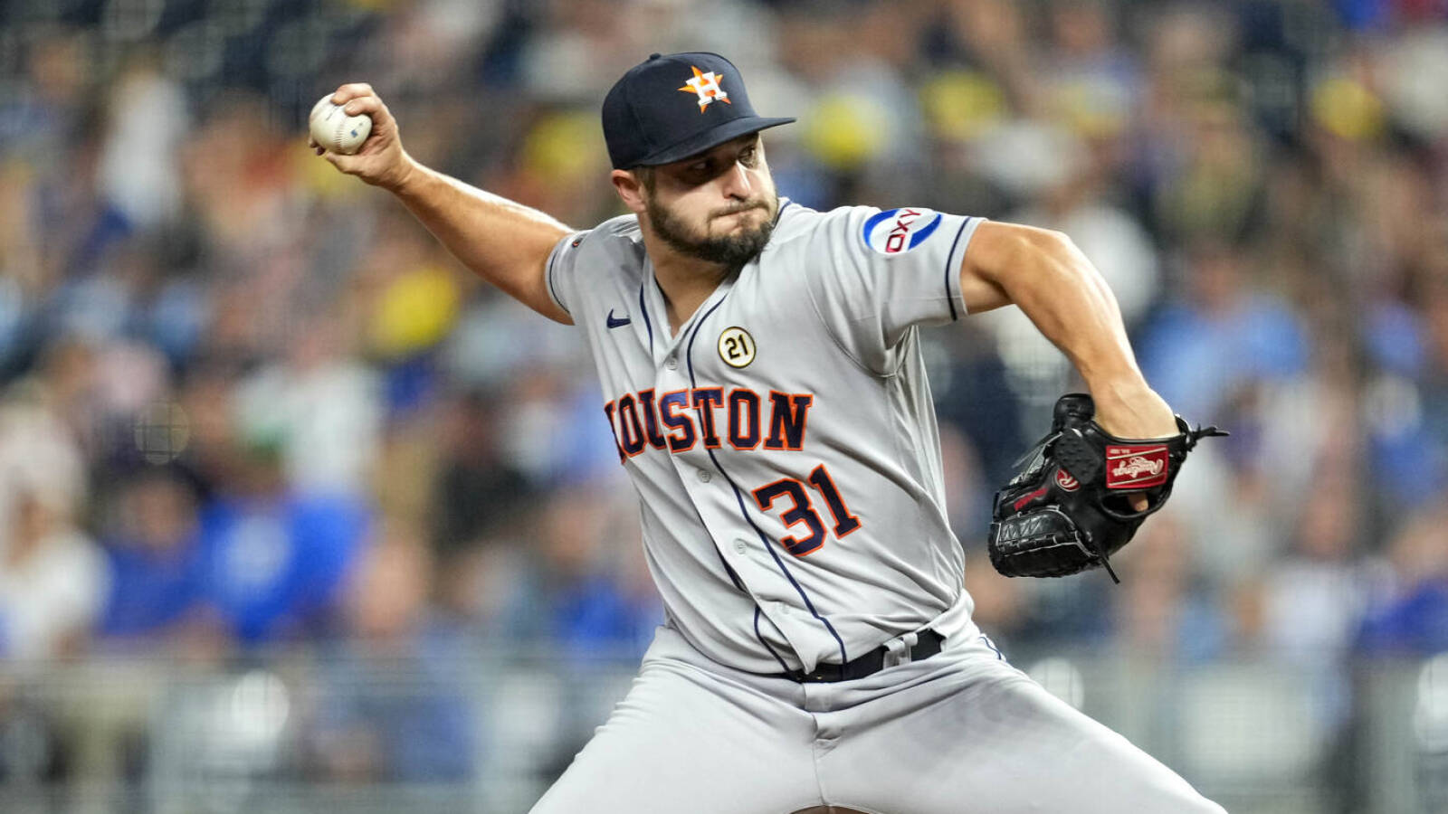 Astros RHP expected to miss 2024 season following shoulder surgery